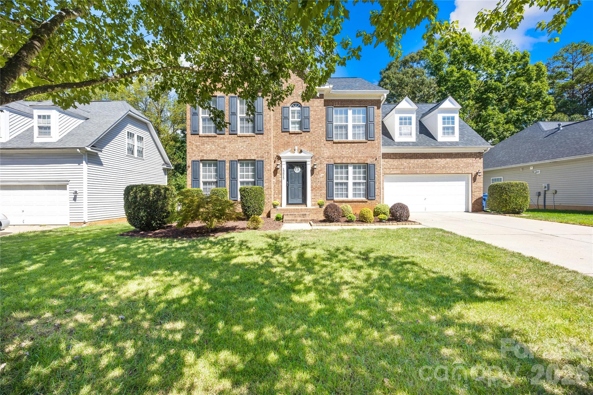 Single Family Residence at 13615 Edgetree Drive, Pineville, photo 38 of 42