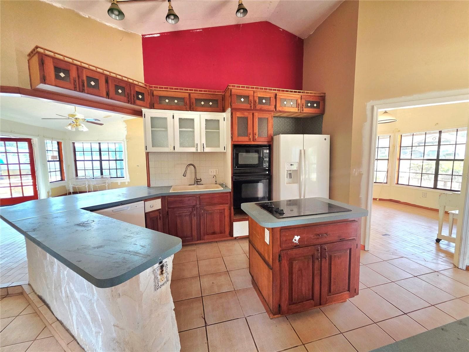 Single Family Residence at 4231 TALL TREE DR, ORLANDO, photo 32 of 83