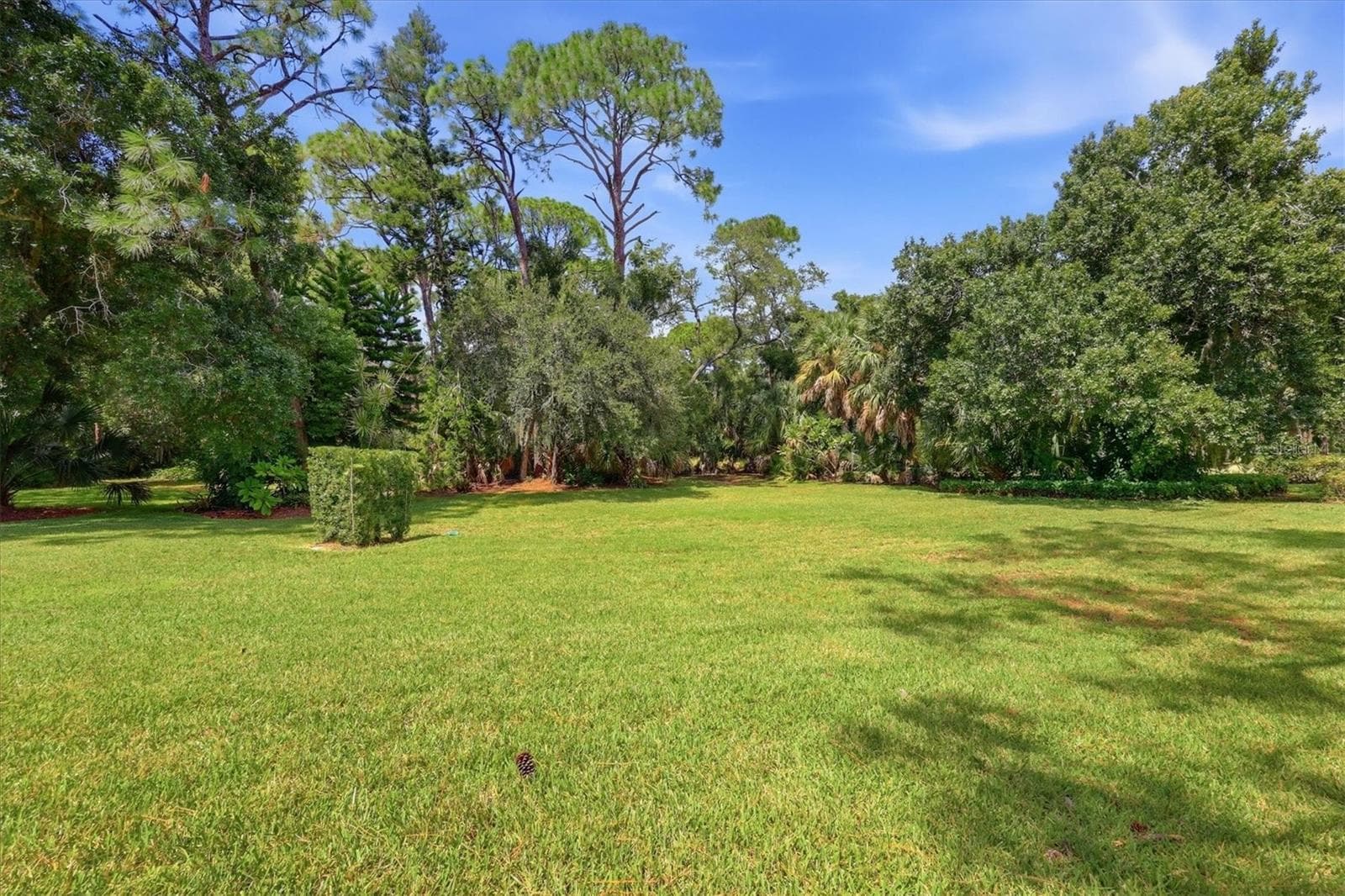Condominium at 7768 FAIRWAY WOODS DR #1306, SARASOTA, photo 11 of 72