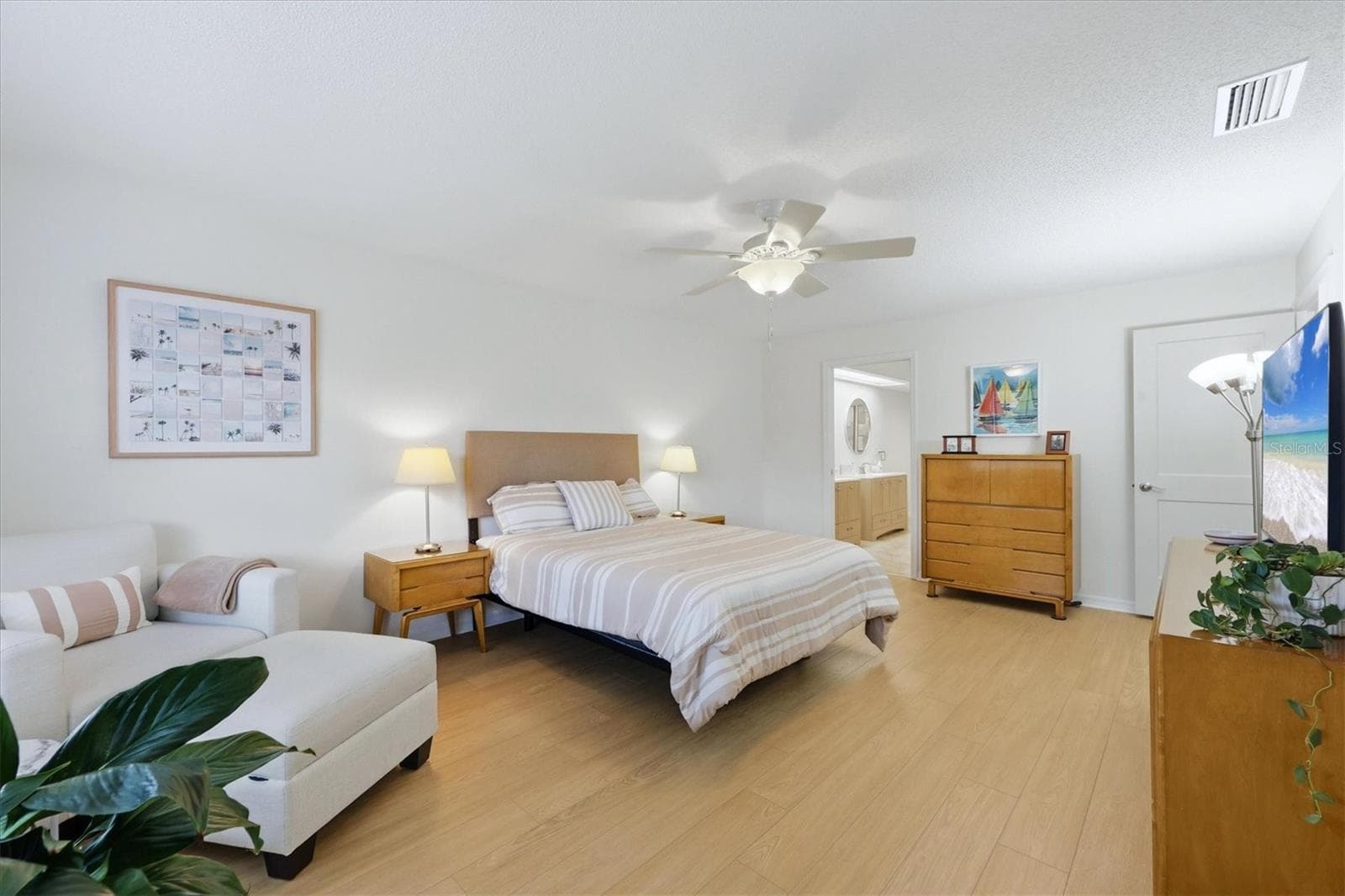 Condominium at 7768 FAIRWAY WOODS DR #1306, SARASOTA, photo 27 of 72