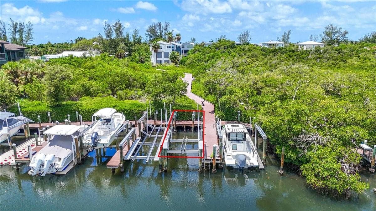 6330 Laguna Dr, Longboat Key, FL 34228 - 6330 LAGUNA DR, LONGBOAT KEY