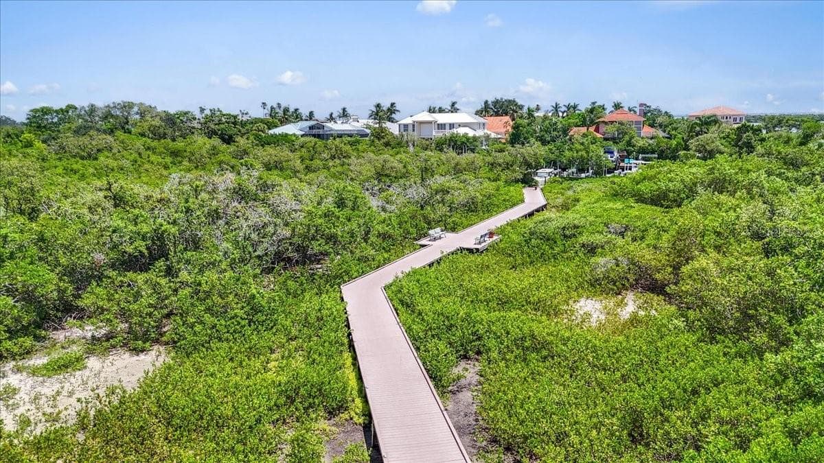 6330 Laguna Dr, Longboat Key, FL 34228 - 6330 LAGUNA DR, LONGBOAT KEY