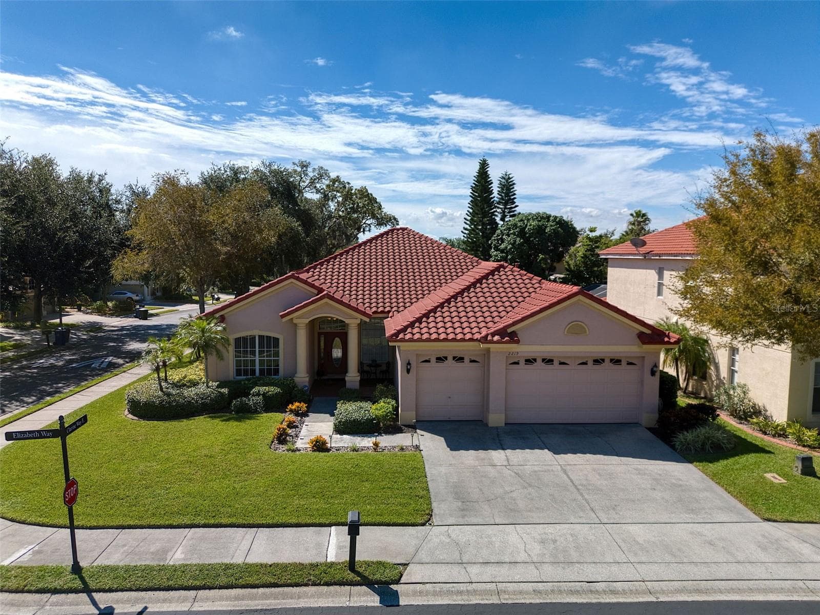 2219 ELIZABETH WAY