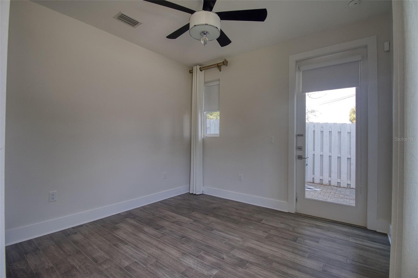 Townhouse at 3100 W PAUL AVE #2, TAMPA, photo 10 of 60
