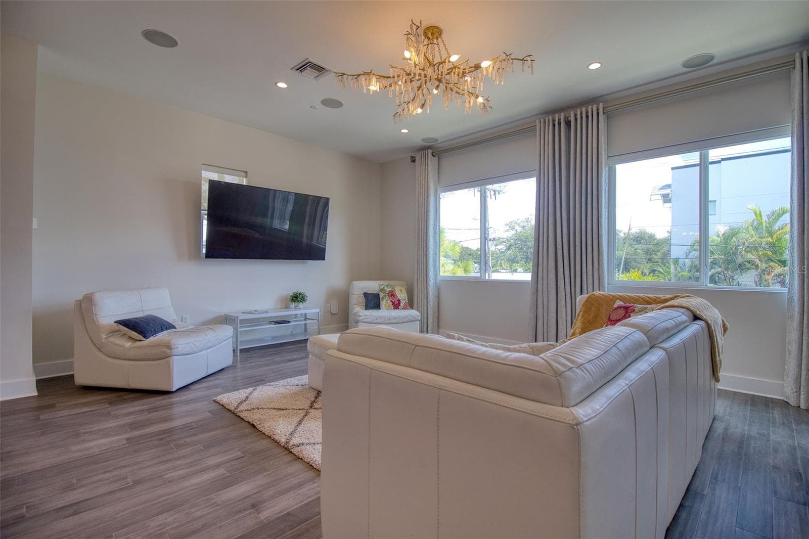 Townhouse at 3100 W PAUL AVE #2, TAMPA, photo 21 of 60