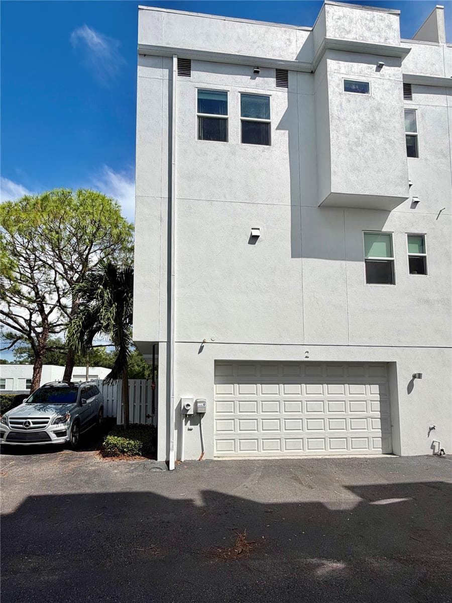 Townhouse at 3100 W PAUL AVE #2, TAMPA, photo 54 of 60