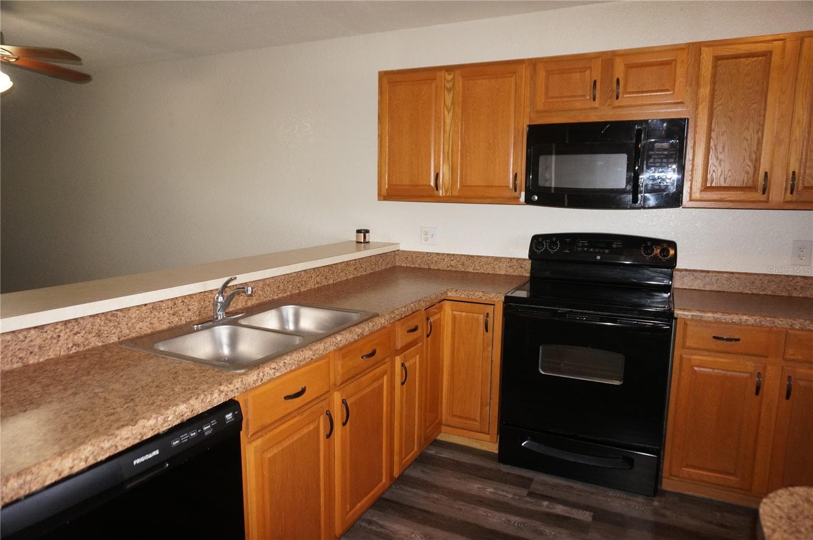 Condominium at 175 KINGS HWY #A6 (aka #416), PUNTA GORDA, photo 7 of 25