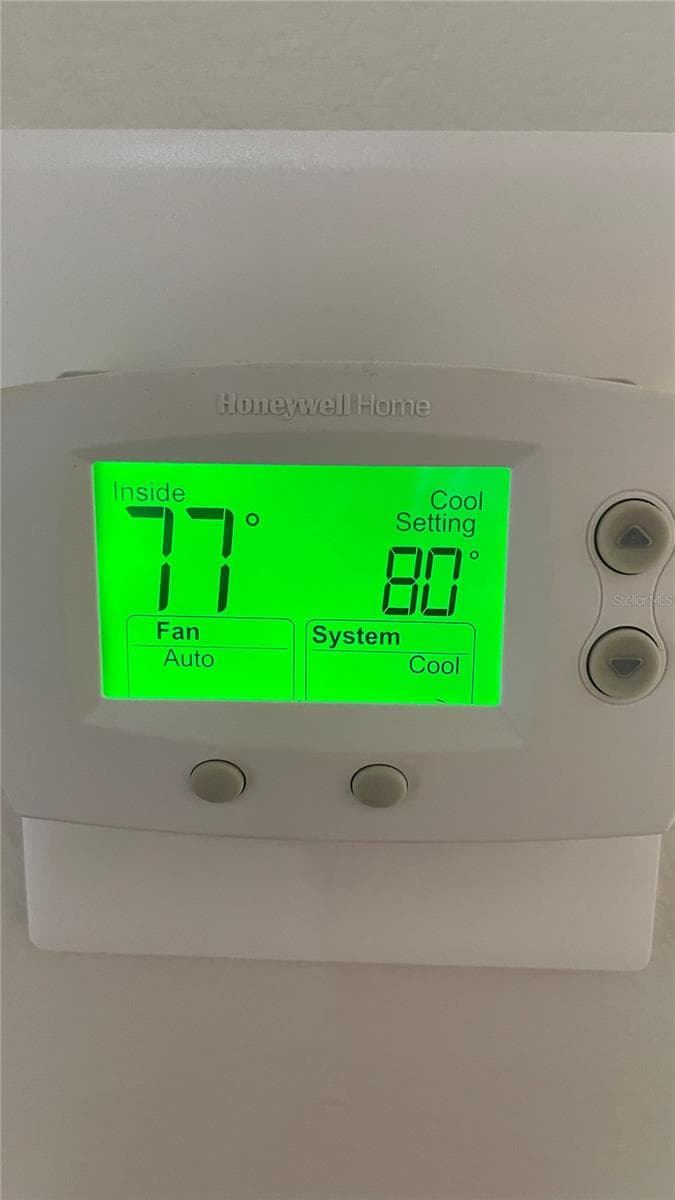 Honeywell Thermostat - 21004 NEGRIL CT, LUTZ