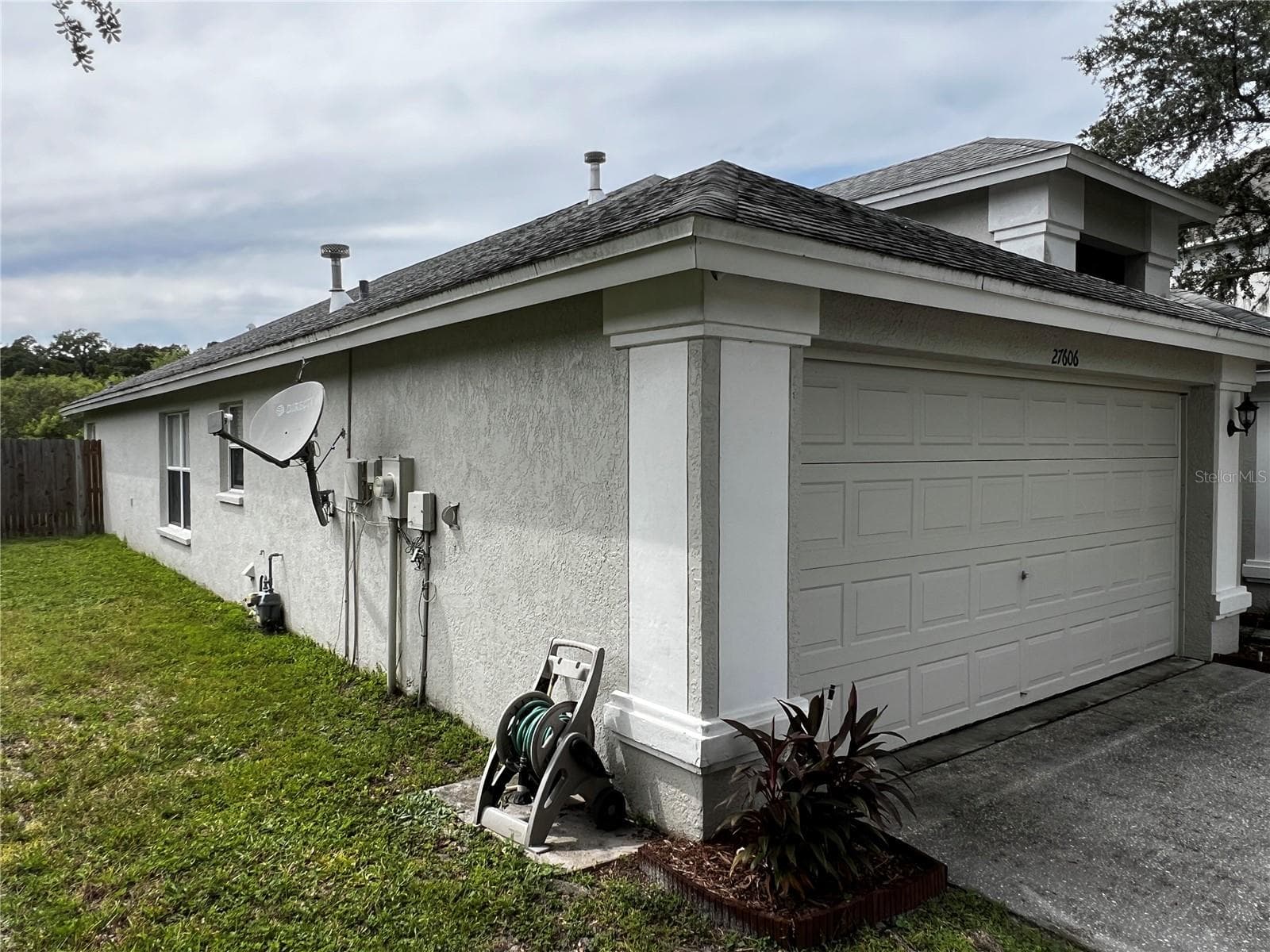 Single Family Residence at 27606 SKY LAKE CIR, WESLEY CHAPEL, photo 7 of 83