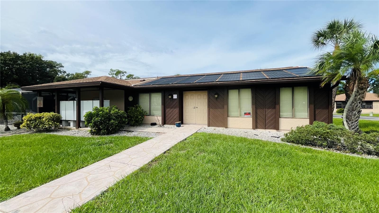 Community Center - 4022 BEAVER LN #800H, PORT CHARLOTTE