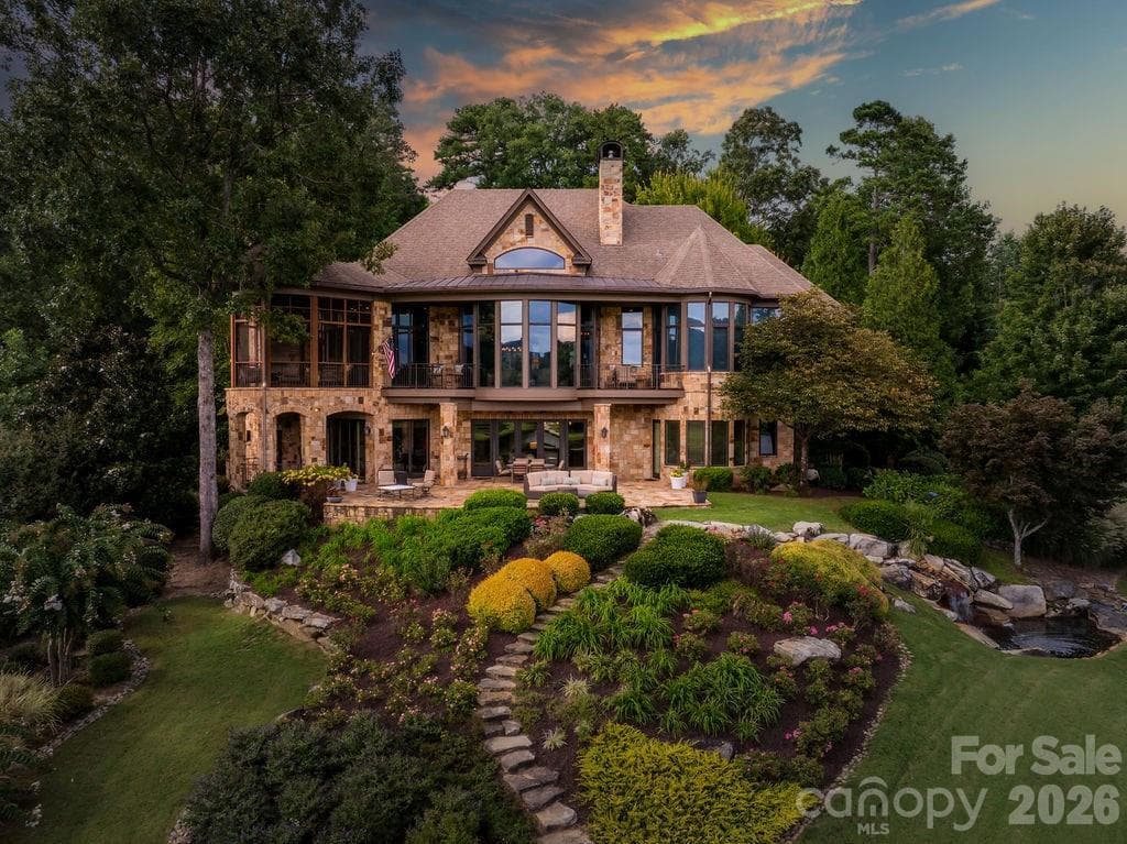 Single Family Residence at 15 Water View Court, Travelers Rest, photo 2 of 48