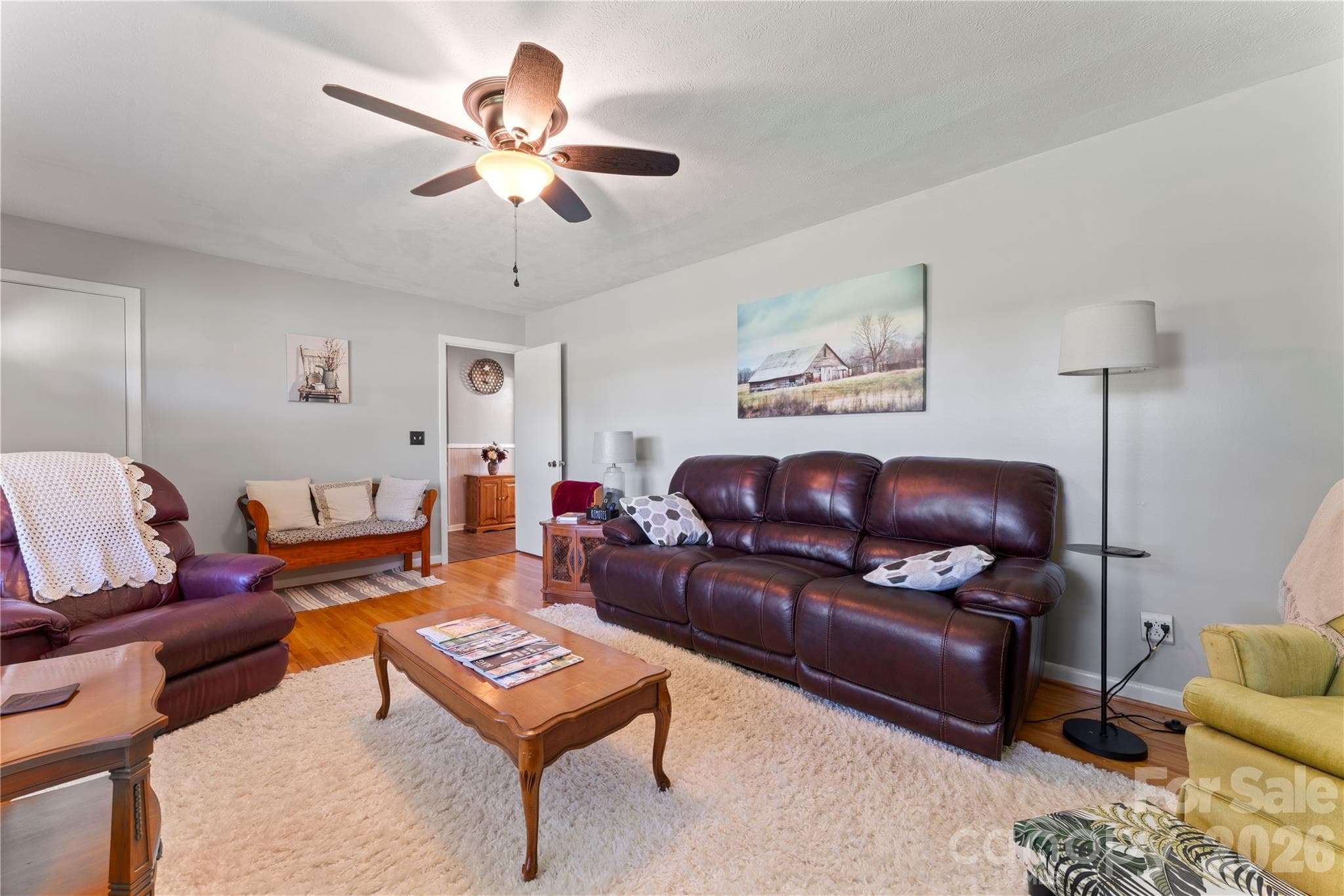 Front Living Room - 36984 B&C Carter Road, New London