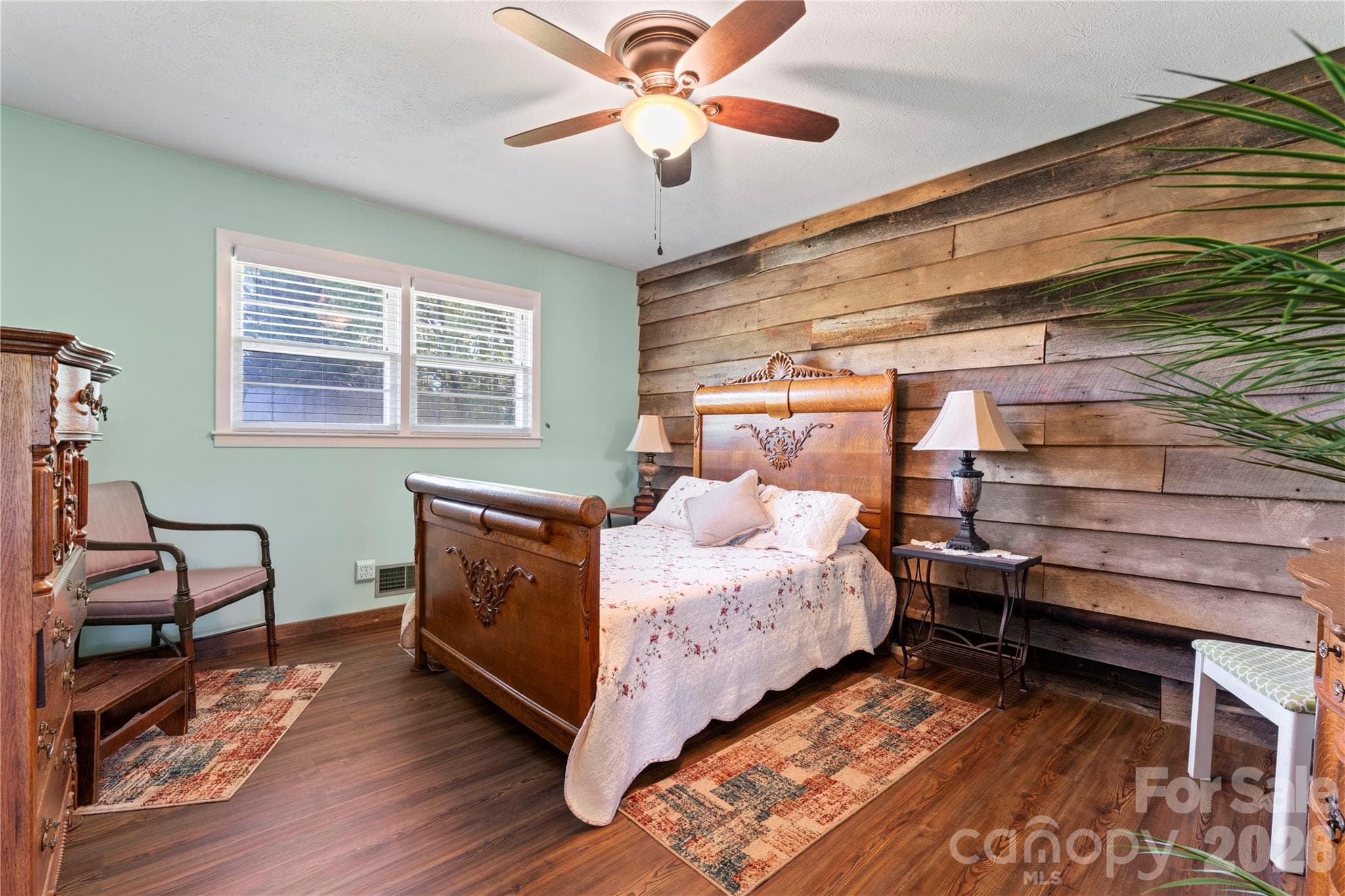 Bedroom - 36984 B&C Carter Road, New London