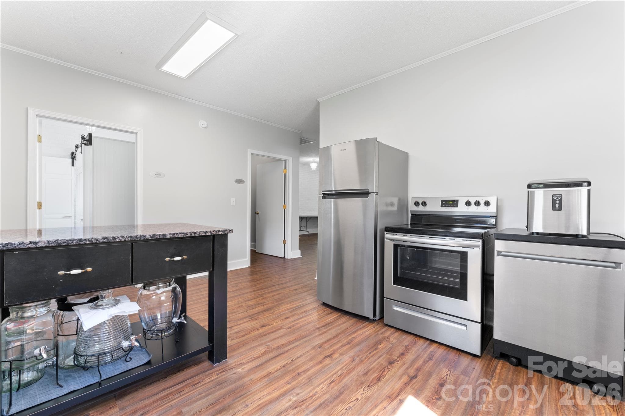 Venue Kitchen - 36984 B&C Carter Road, New London