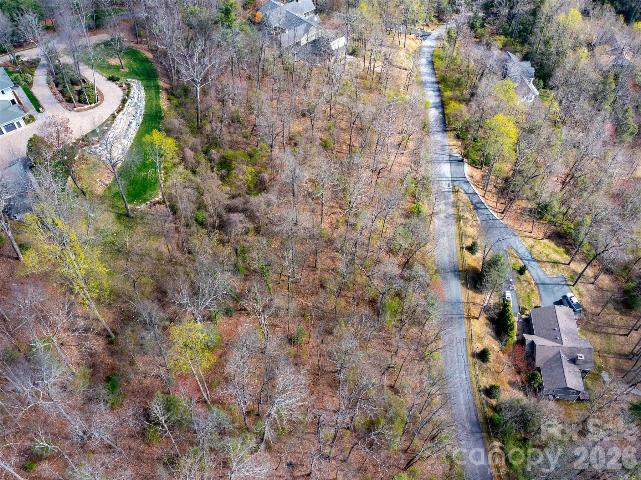 Lot at Lot 29 Connemara Overlook Drive, Hendersonville, photo 2 of 16