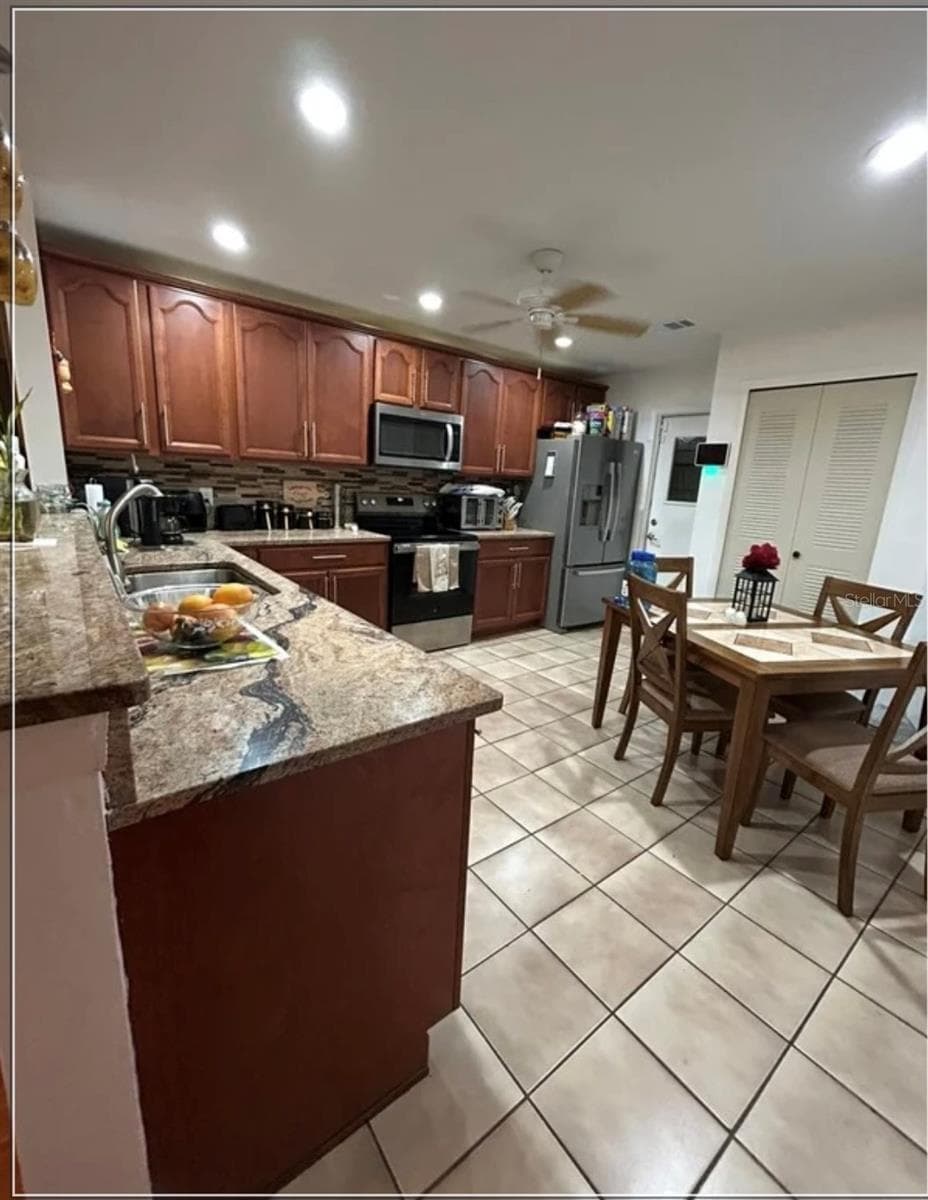 Single Family Residence at 10103 CHESHAM DR, ORLANDO, photo 29 of 36