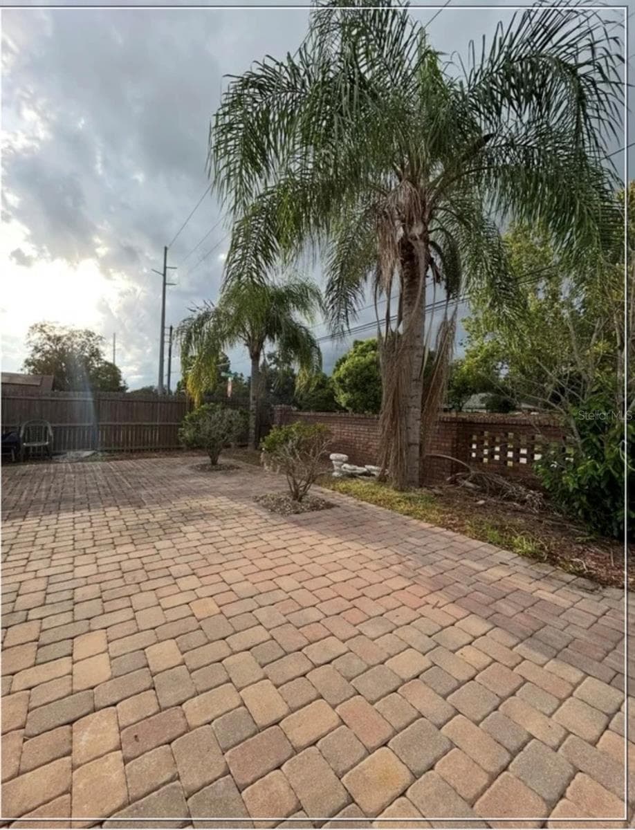 Single Family Residence at 10103 CHESHAM DR, ORLANDO, photo 33 of 36