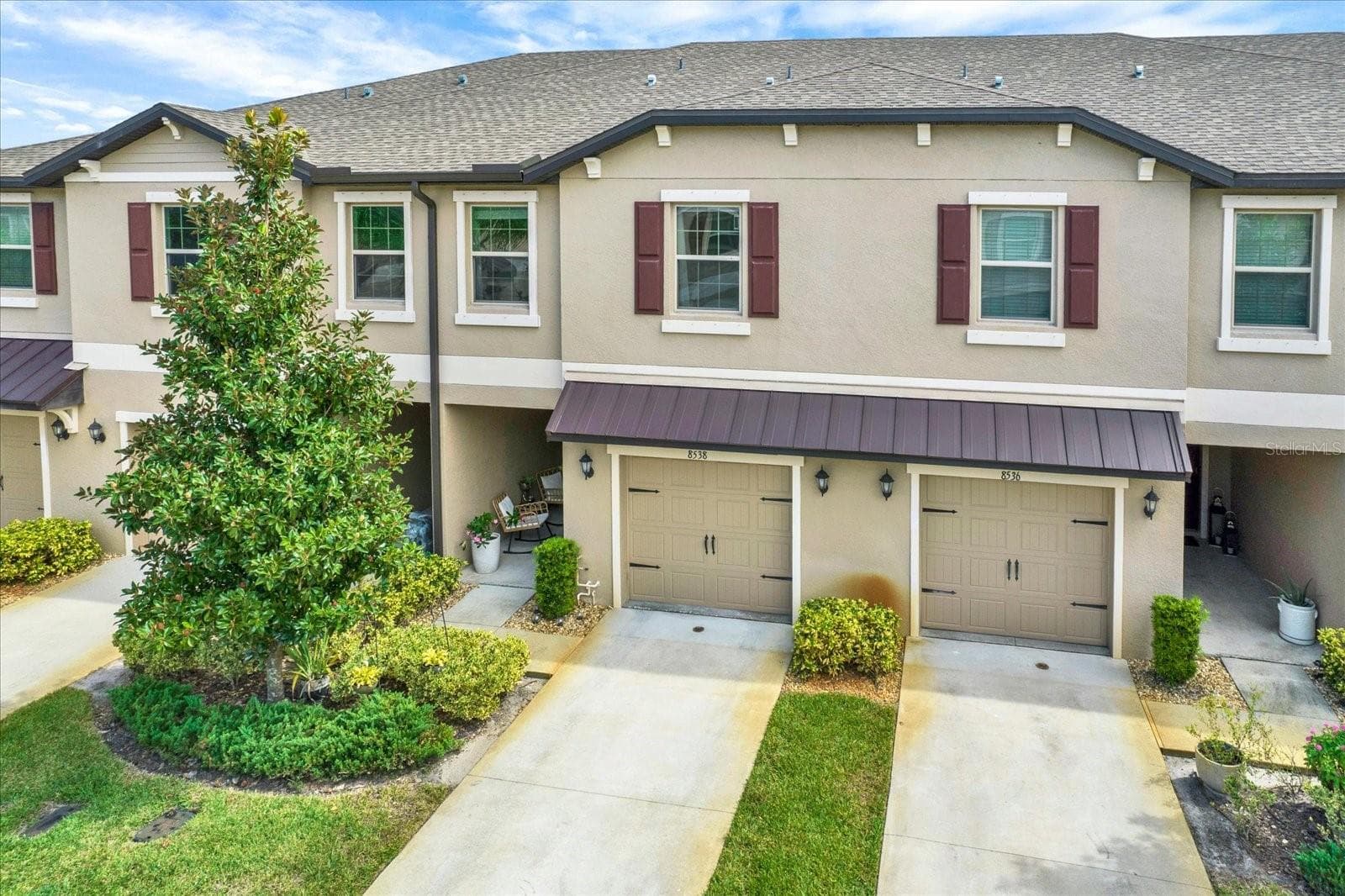 Aerial view of the townhome front porch - 8538 REEDVILLE ST, NEW PORT RICHEY