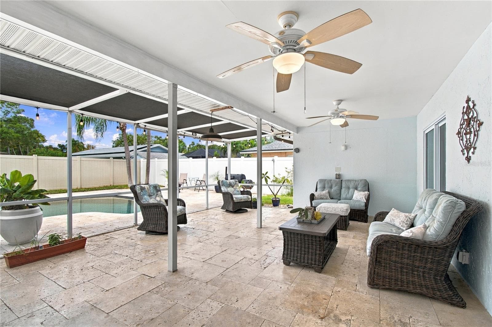 Outdoor living starts here! - 1967 ARVIS CIR E, CLEARWATER