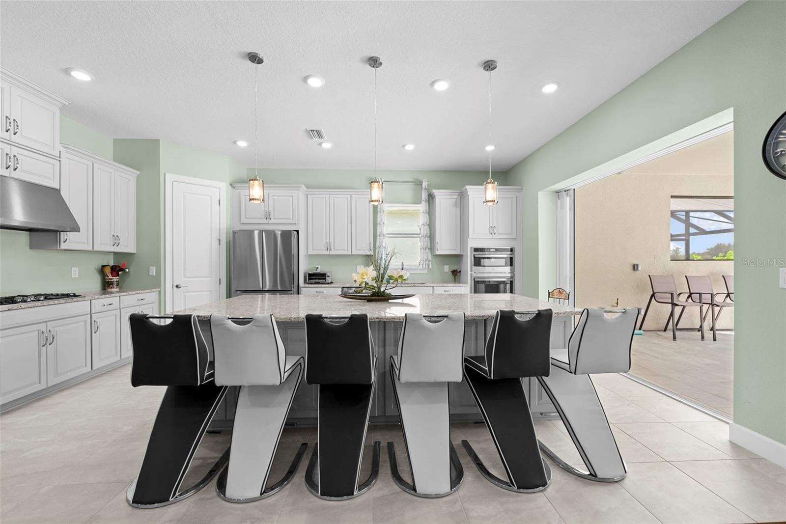 Single Family Residence at 15416 SAN LAZZARO AVE, LAKEWOOD RANCH, photo 18 of 100