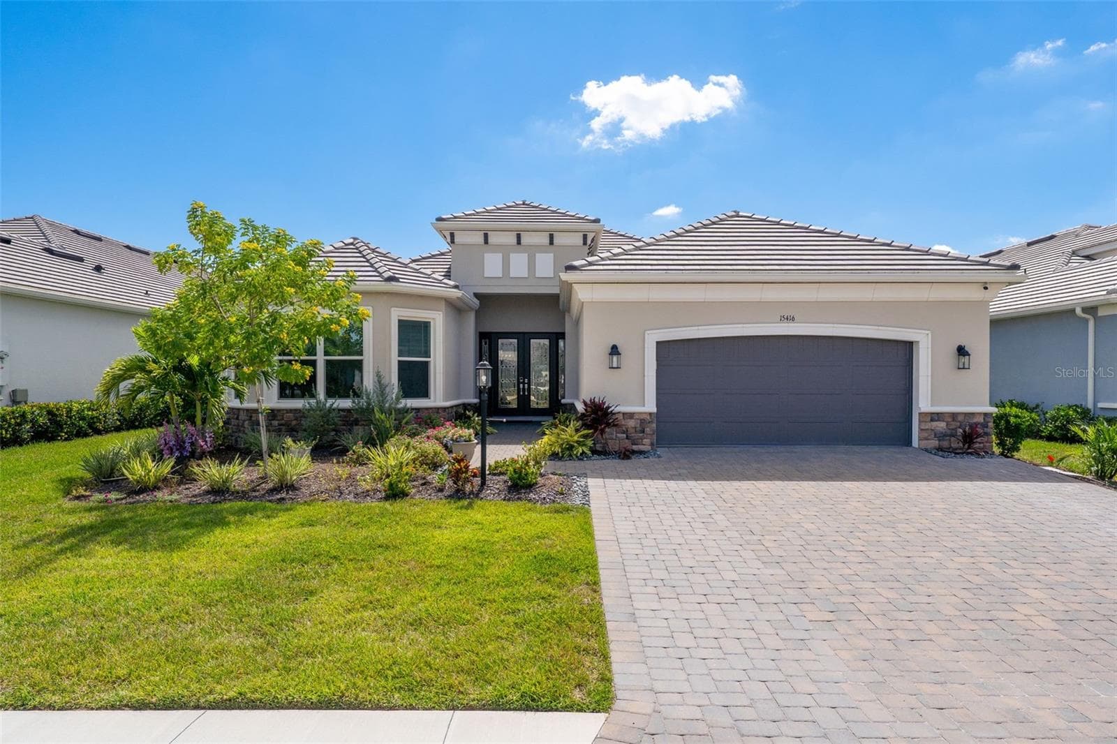 Single Family Residence at 15416 SAN LAZZARO AVE, LAKEWOOD RANCH, photo 72 of 100