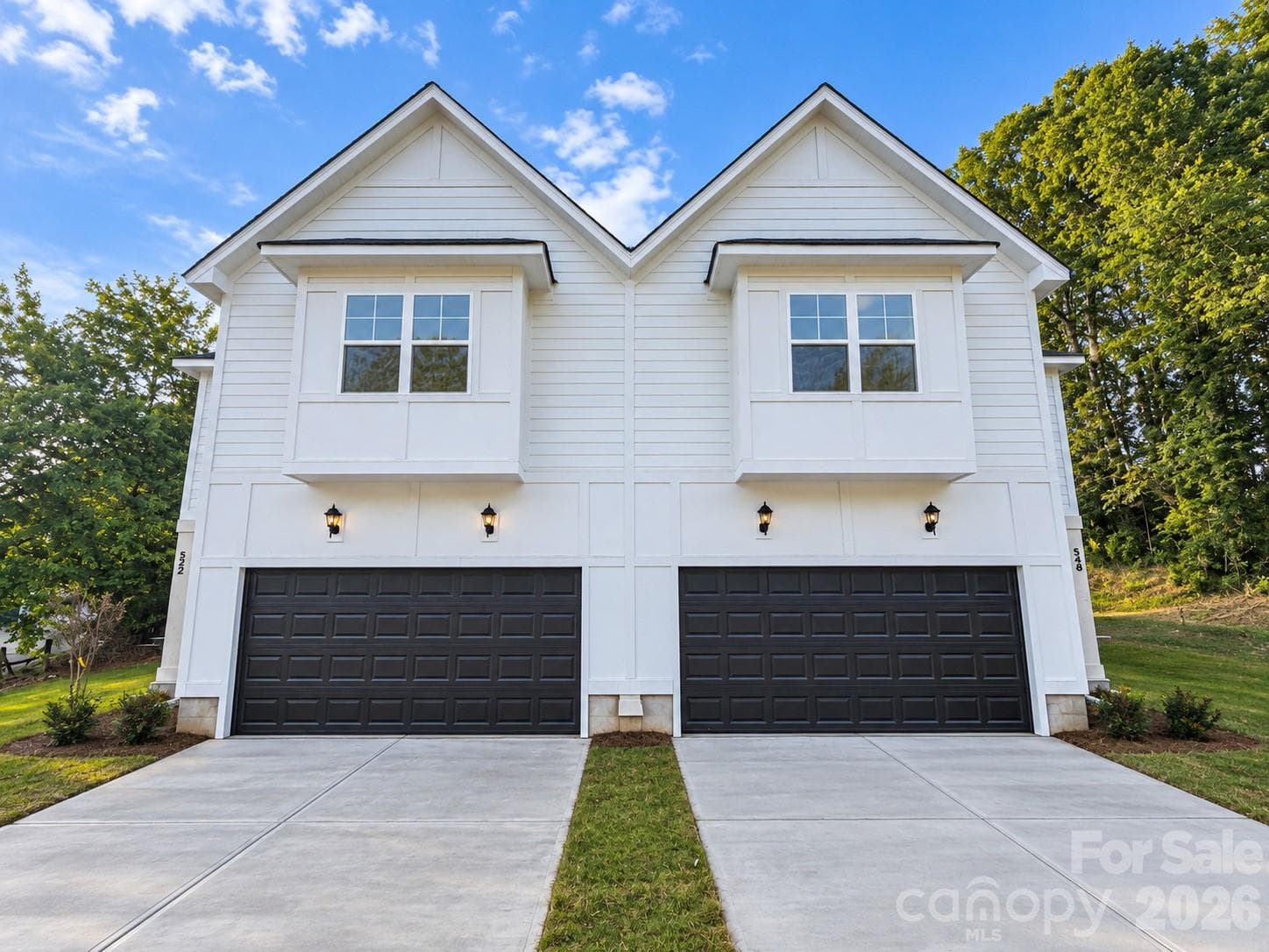 Single Family Residence at 552 Carolyn Lane, Charlotte, photo 2 of 44