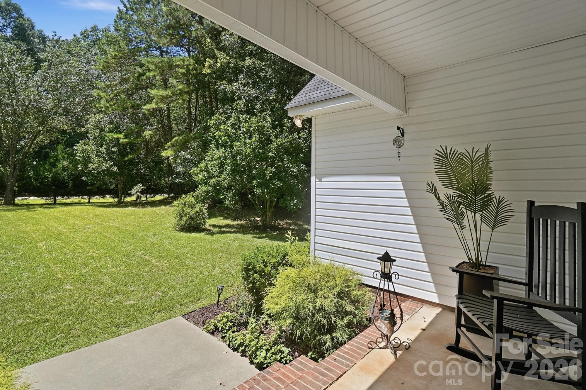 Single Family Residence at 7003 S Providence Road, Waxhaw, photo 4 of 48