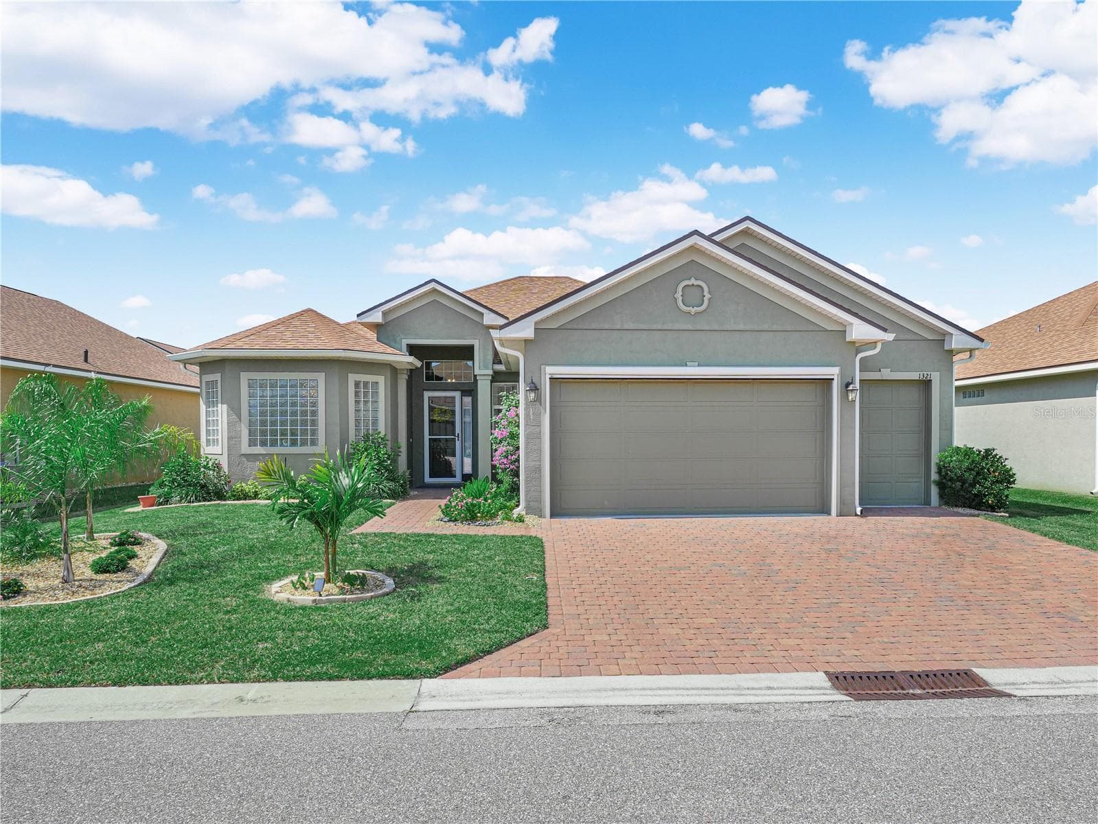 1321 OAKMONT DR