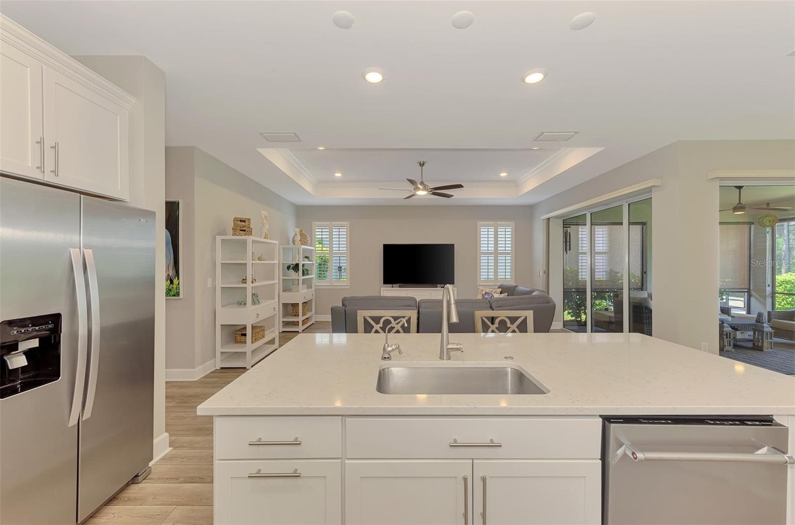 Single Family Residence at 10088 CORAL SHORE DR, ENGLEWOOD, photo 27 of 100