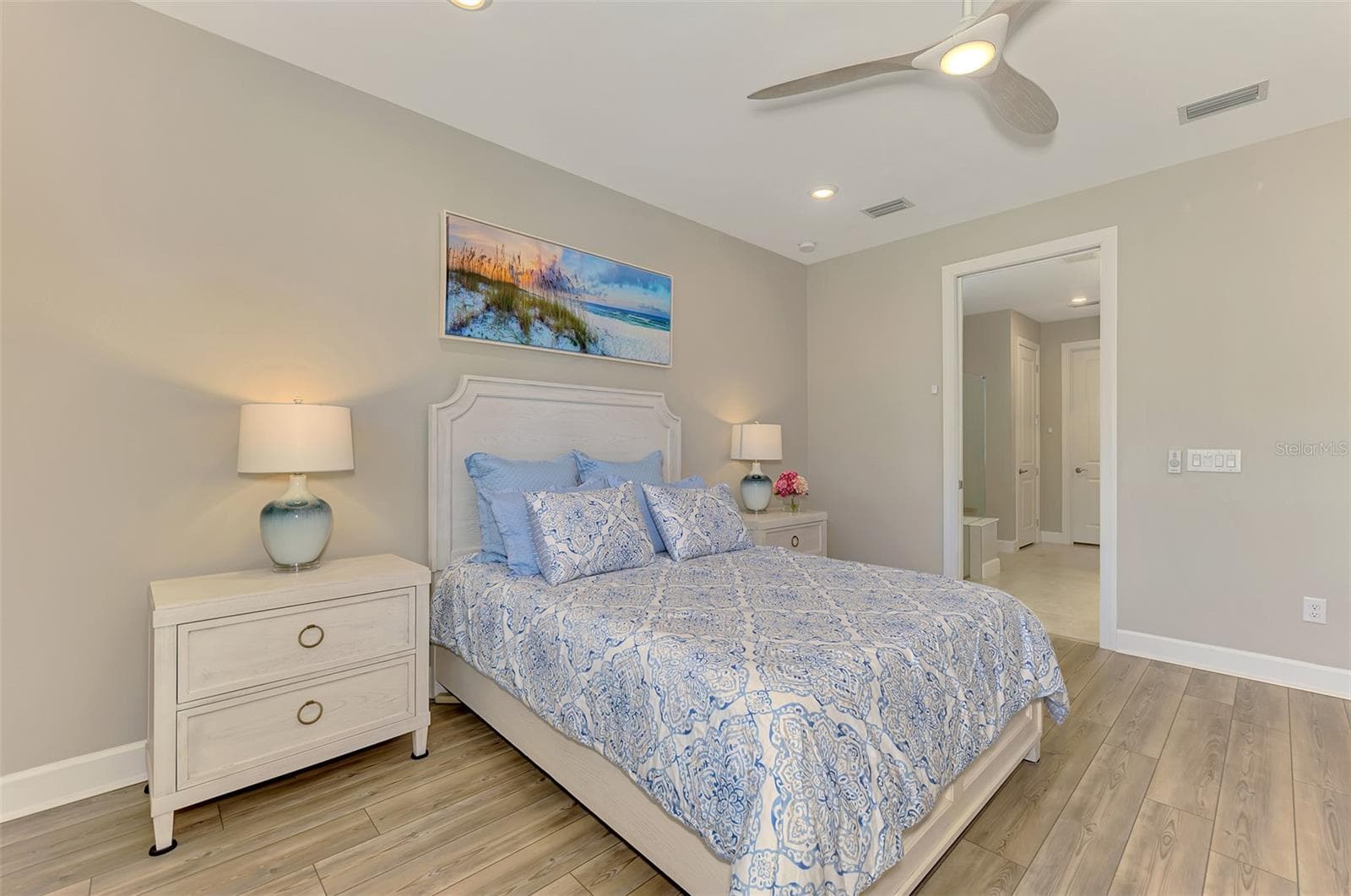 Single Family Residence at 10088 CORAL SHORE DR, ENGLEWOOD, photo 33 of 100
