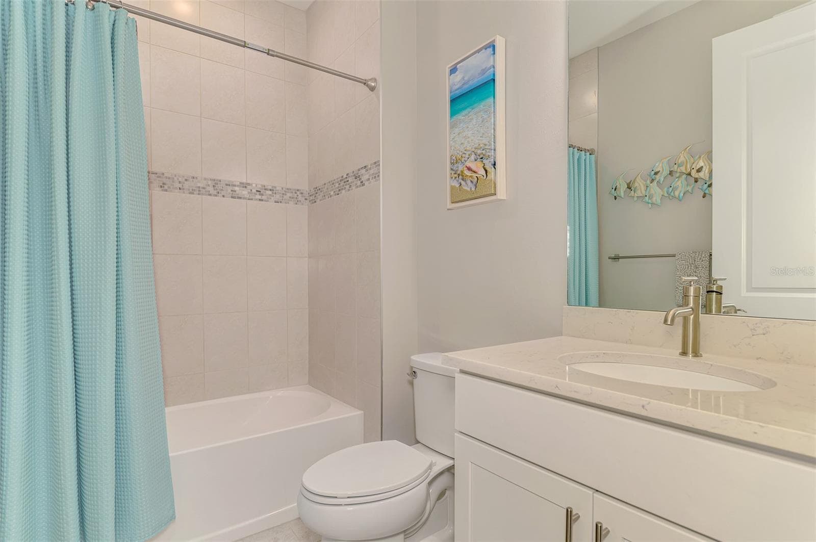 Single Family Residence at 10088 CORAL SHORE DR, ENGLEWOOD, photo 42 of 100