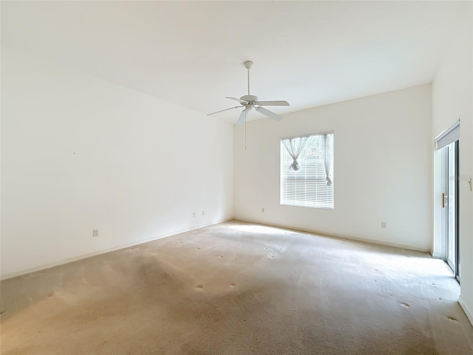 Single Family Residence at 4431 NOTTOWAY DR, LEESBURG, photo 17 of 62