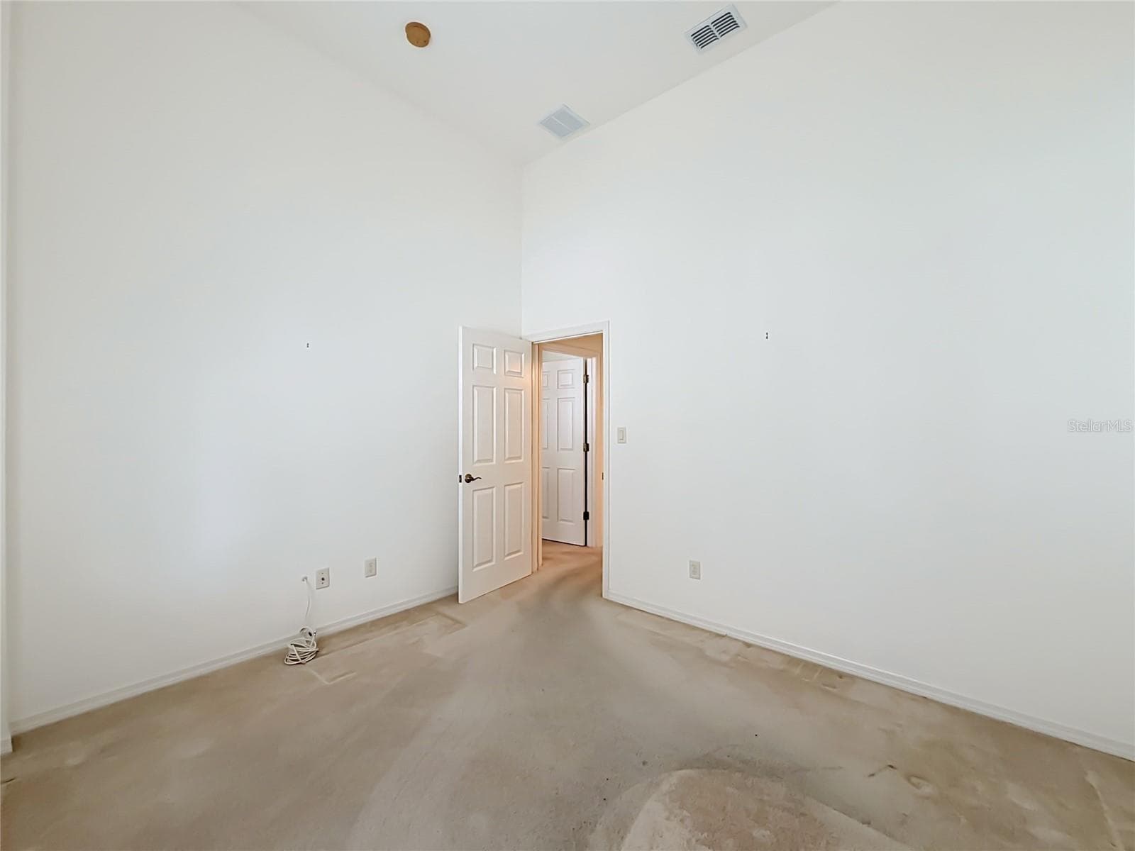 Single Family Residence at 4431 NOTTOWAY DR, LEESBURG, photo 32 of 62