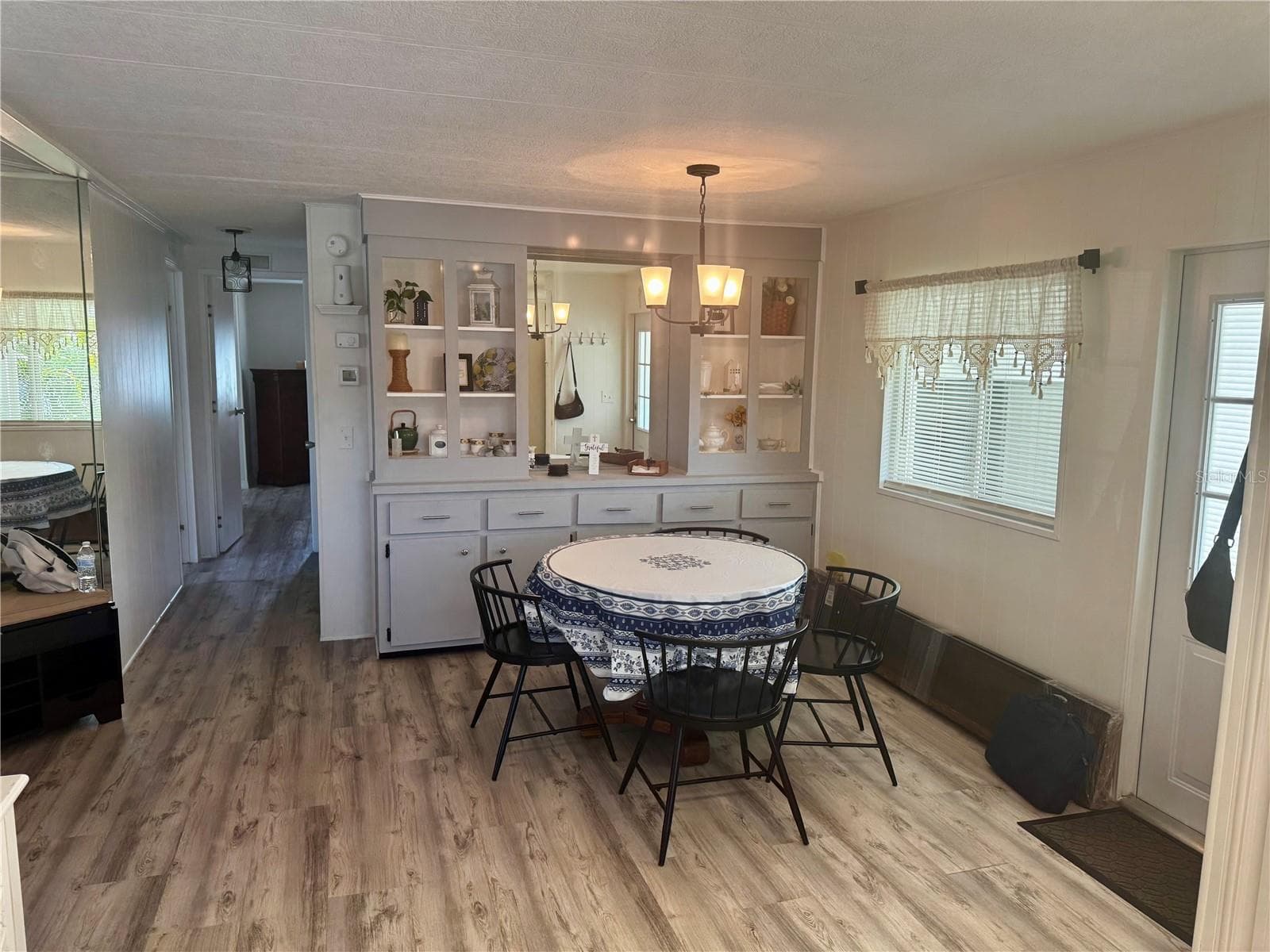 Manufactured Home at 5619 BAYSHORE RD #240, PALMETTO, photo 7 of 34