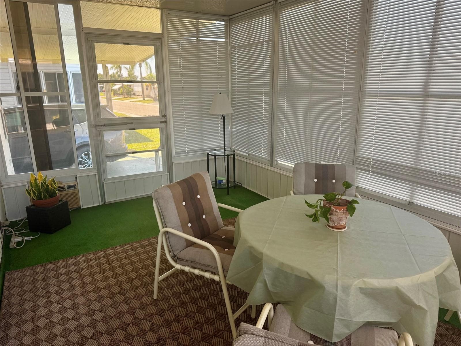 Manufactured Home at 5619 BAYSHORE RD #240, PALMETTO, photo 9 of 34