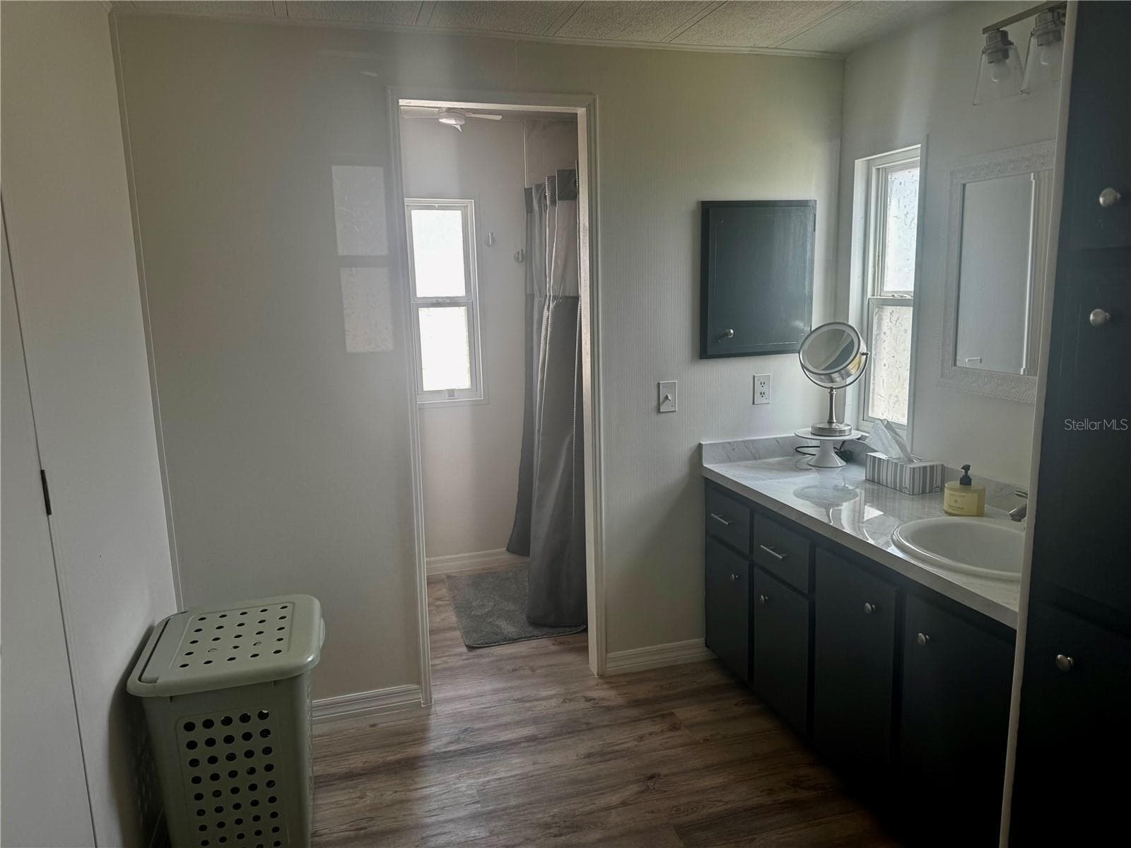 Manufactured Home at 5619 BAYSHORE RD #240, PALMETTO, photo 13 of 34