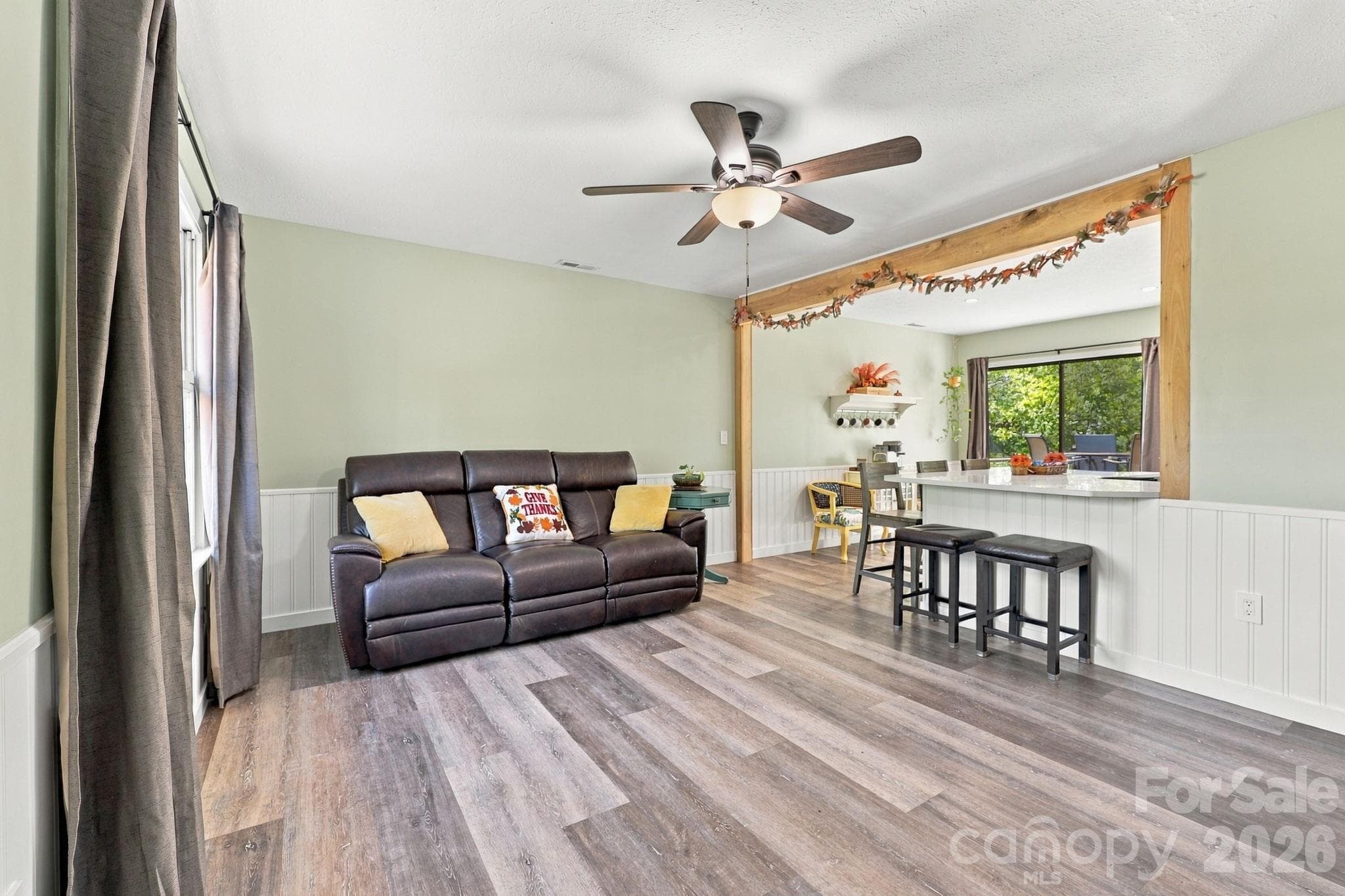 Single Family Residence at 204 Oakdale Road, Waynesville, photo 3 of 21