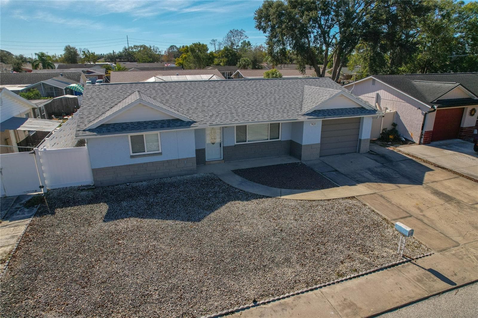 Single Family Residence at 7420 SANDALWOOD DR, PORT RICHEY, photo 2 of 43