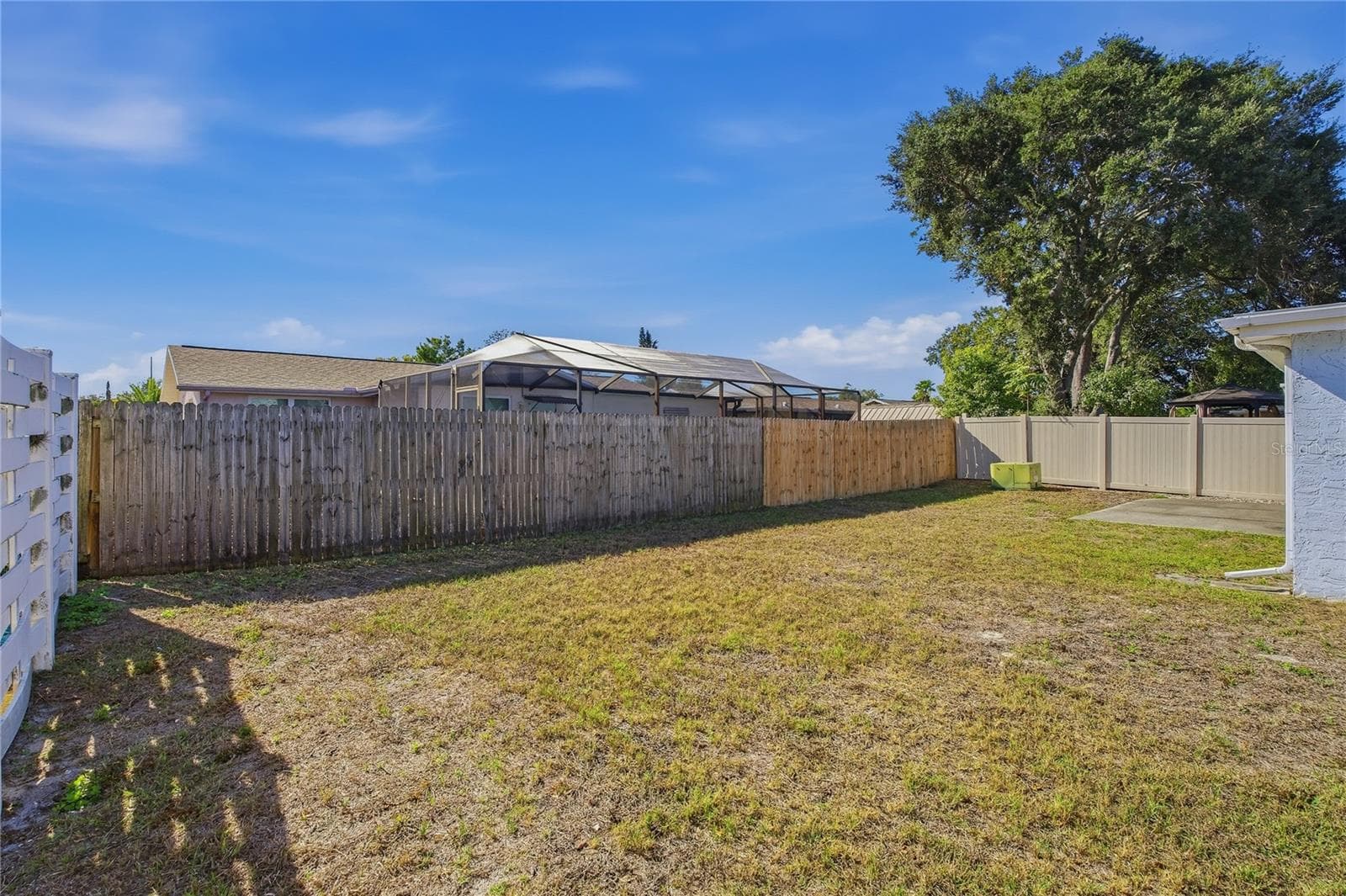 Single Family Residence at 7420 SANDALWOOD DR, PORT RICHEY, photo 4 of 43