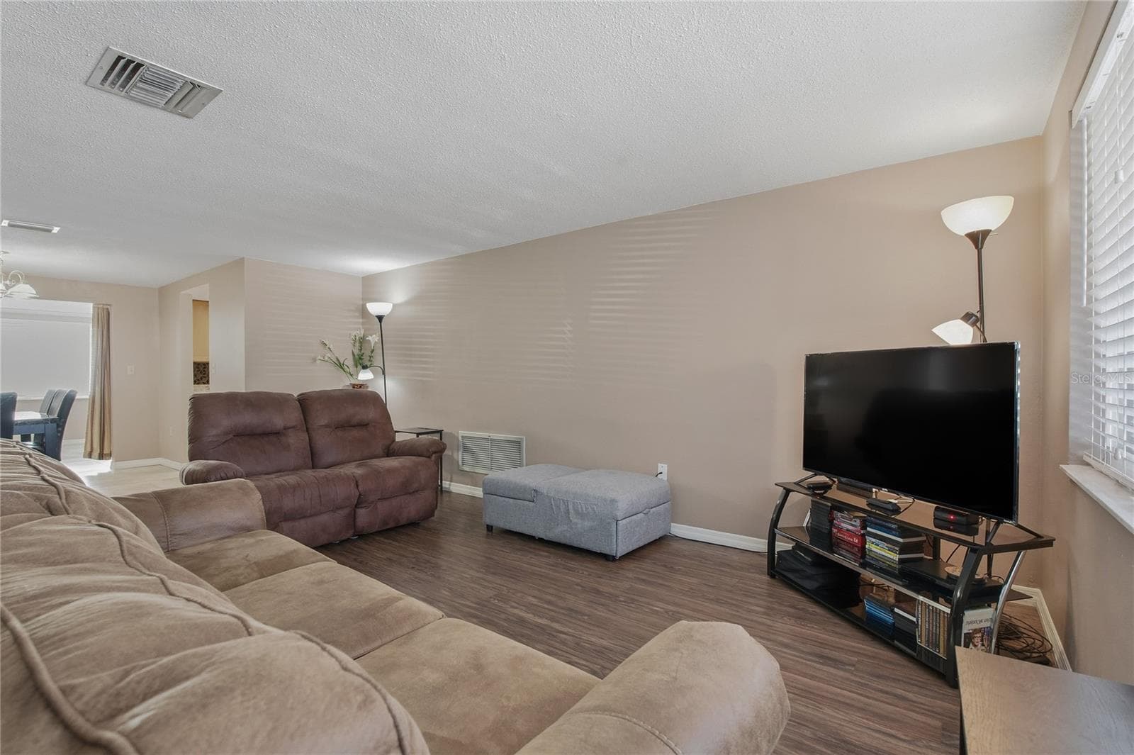Single Family Residence at 7420 SANDALWOOD DR, PORT RICHEY, photo 8 of 43