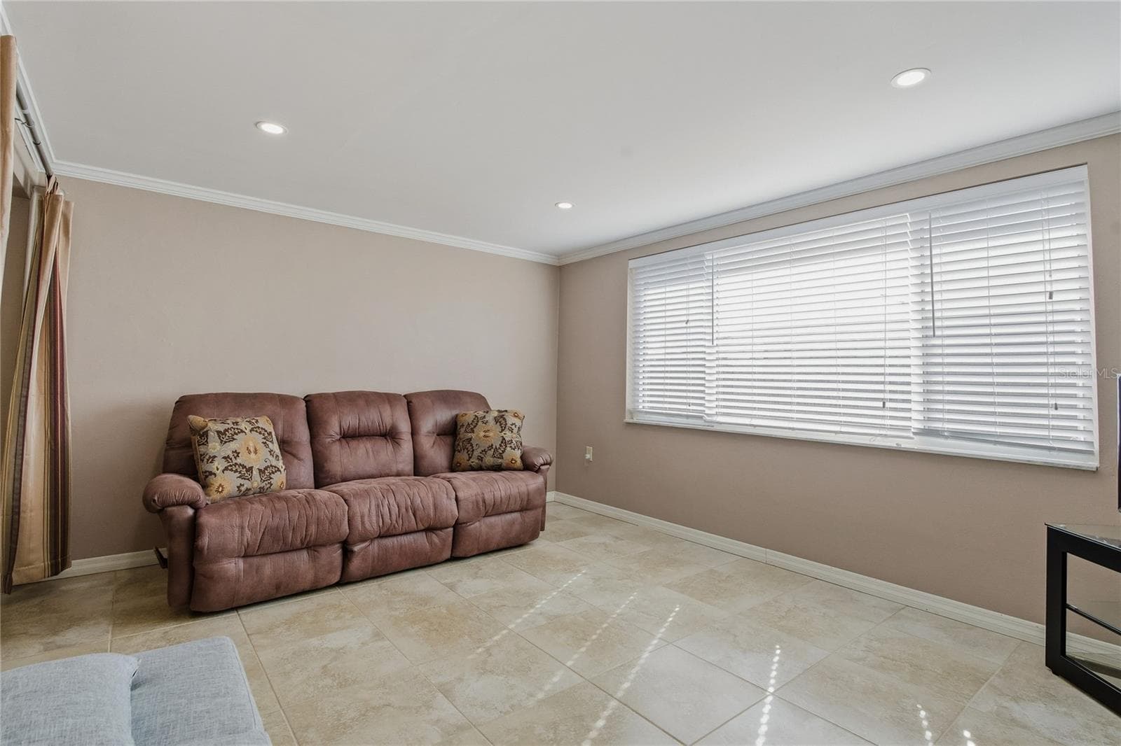 Single Family Residence at 7420 SANDALWOOD DR, PORT RICHEY, photo 13 of 43