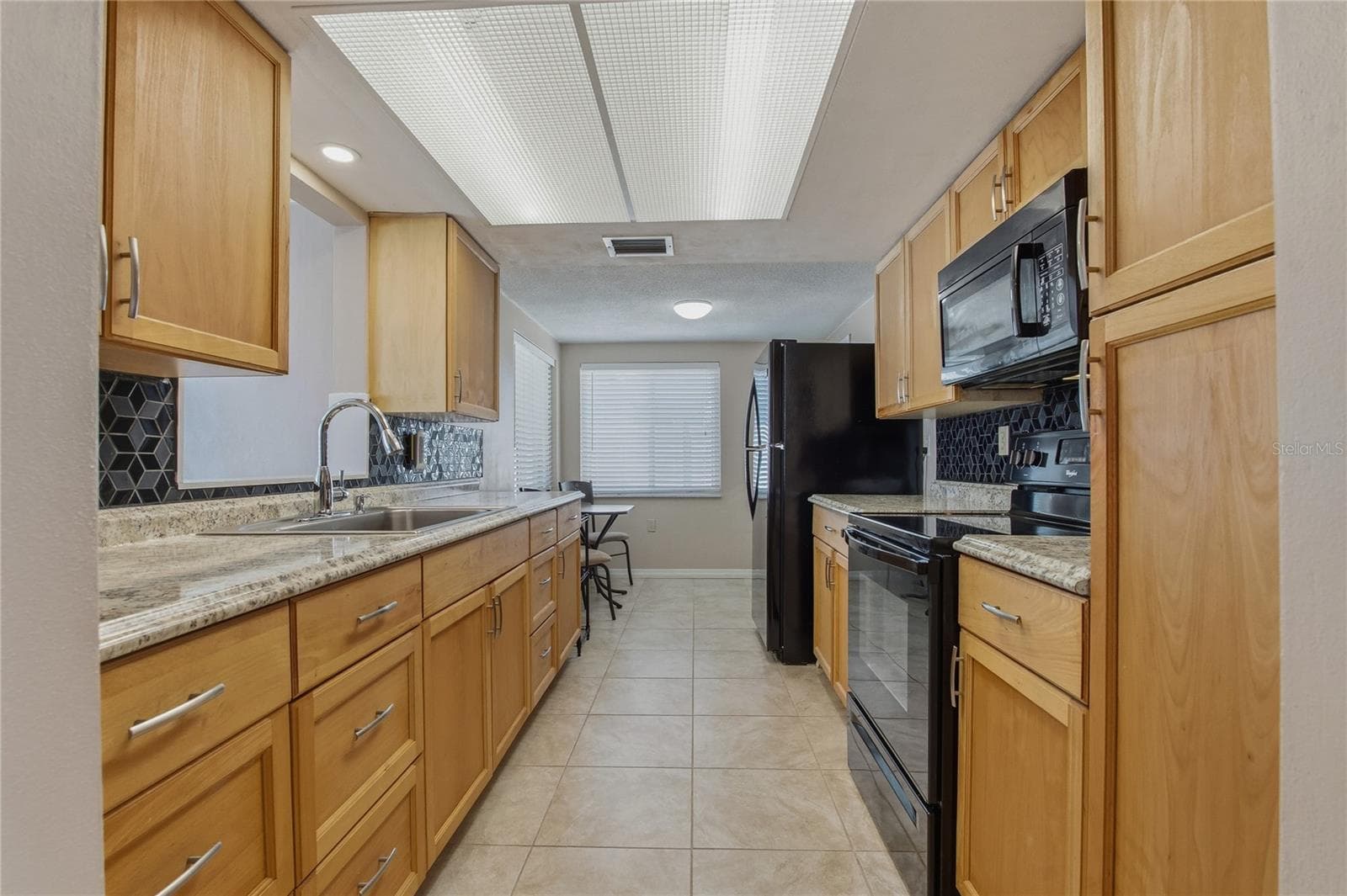 Single Family Residence at 7420 SANDALWOOD DR, PORT RICHEY, photo 17 of 43