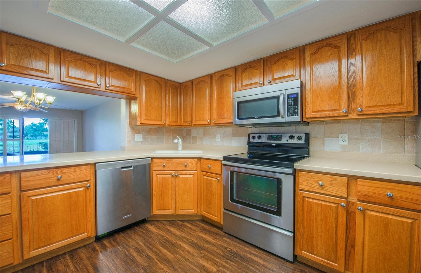 Condominium at 9200 PARK BLVD #105, SEMINOLE, photo 10 of 40