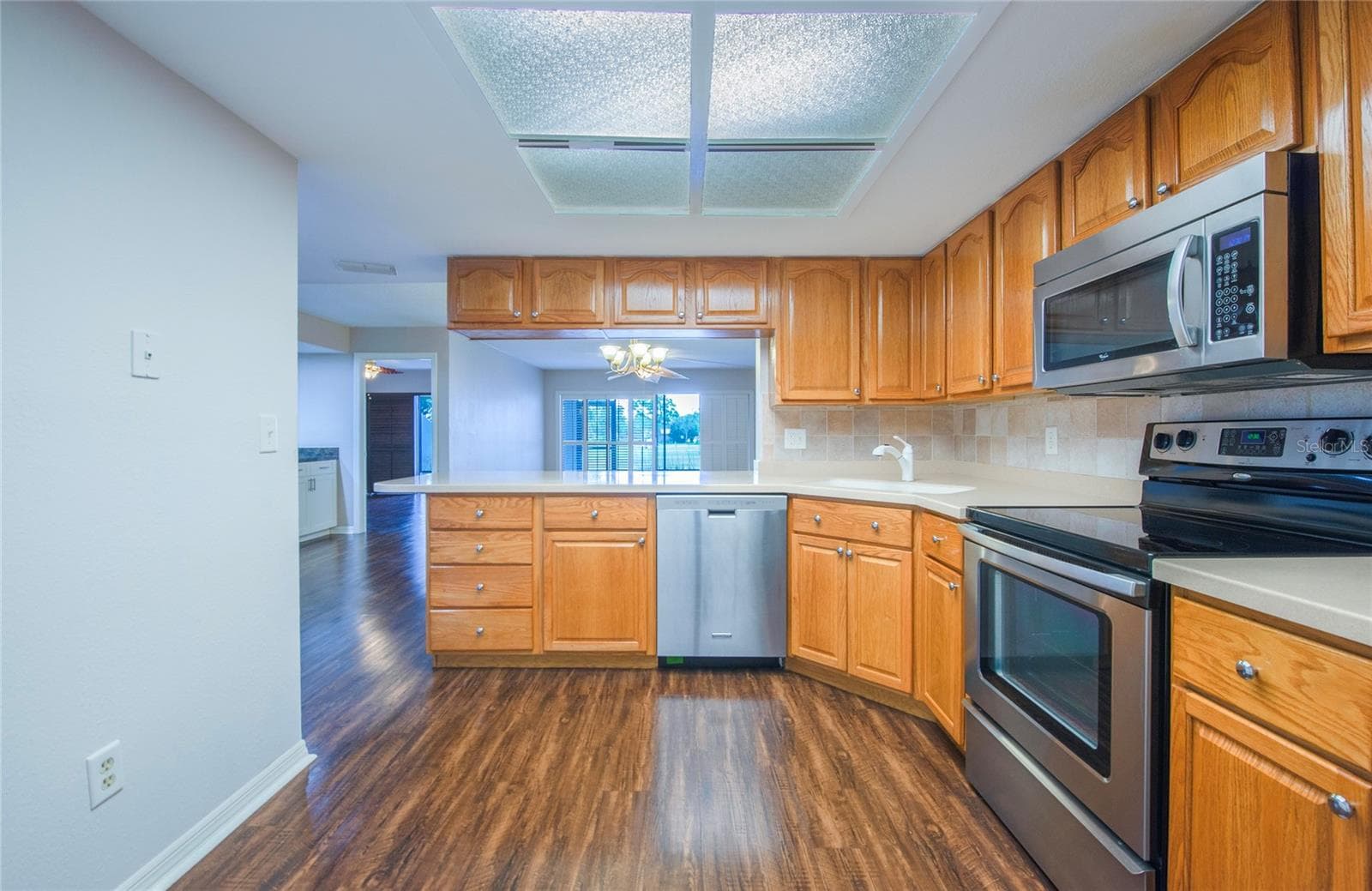 Condominium at 9200 PARK BLVD #105, SEMINOLE, photo 11 of 40