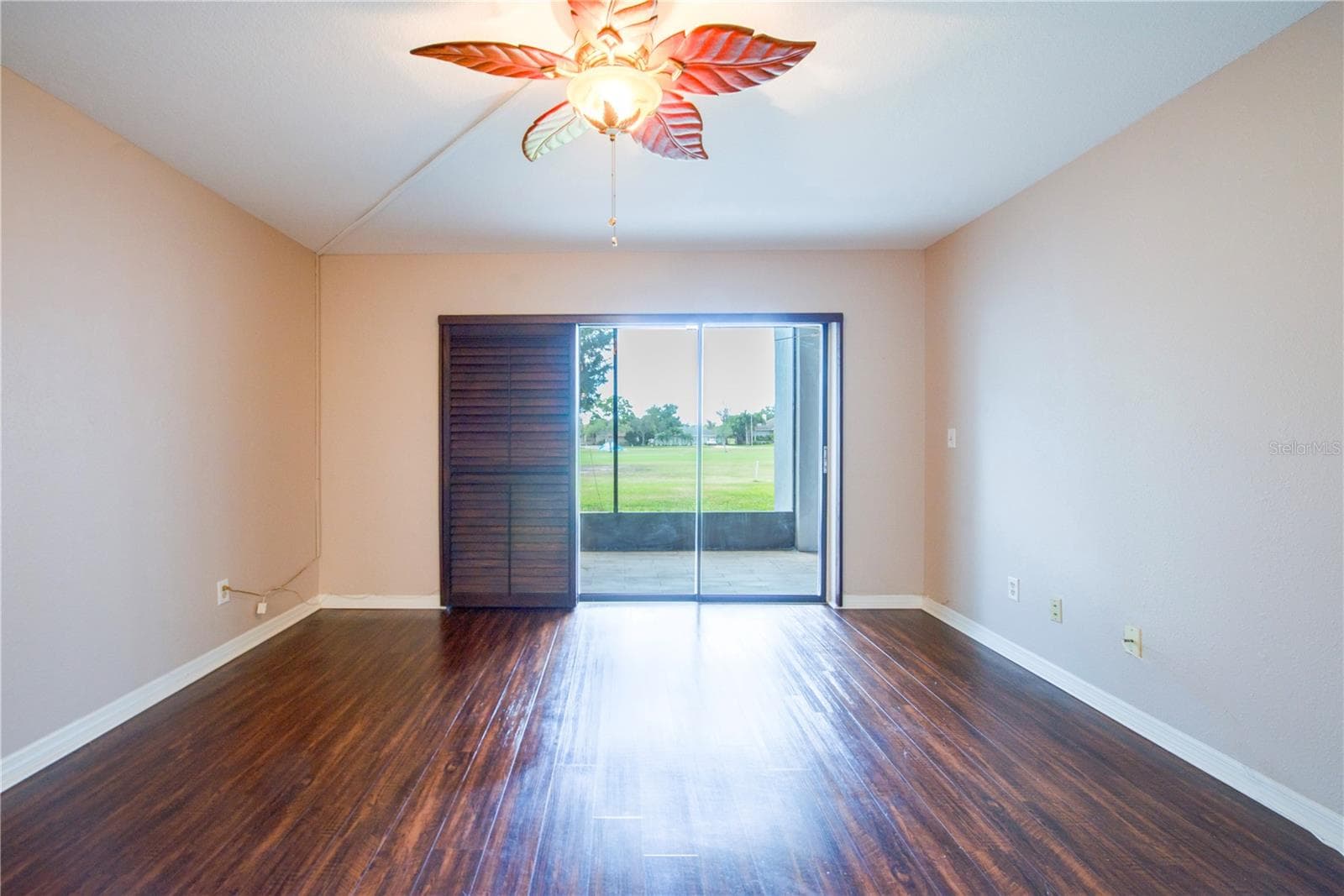 Primary Suite overlooking the golf course - 9200 PARK BLVD #105, SEMINOLE