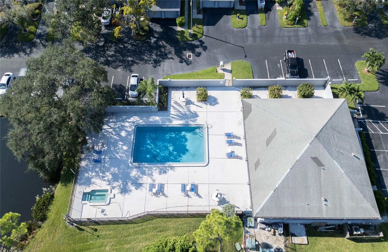 Community Pool, spa and clubhouse - 9200 PARK BLVD #105, SEMINOLE