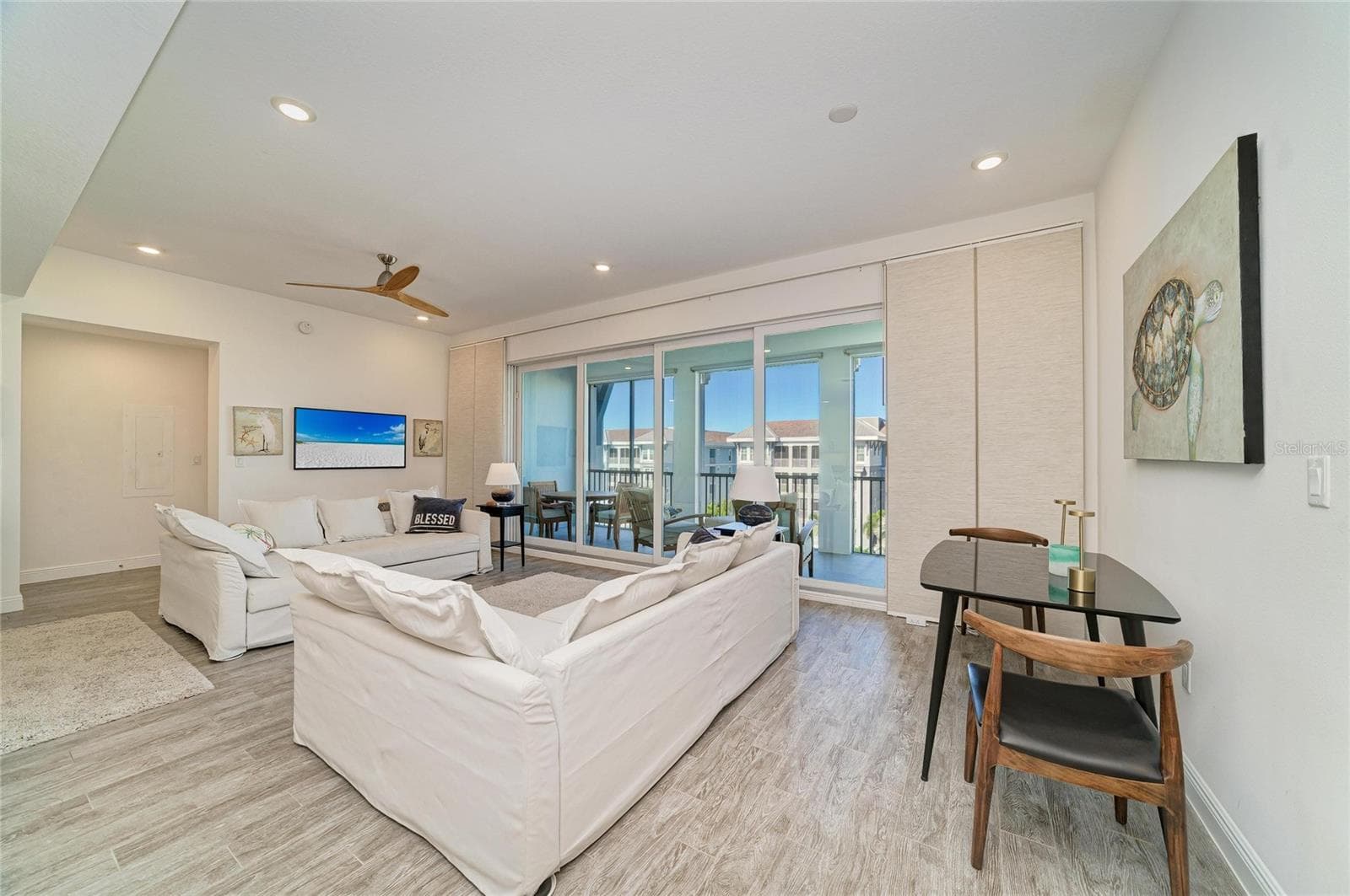 Condominium at 391 ARUBA CIR #401, BRADENTON, photo 14 of 100