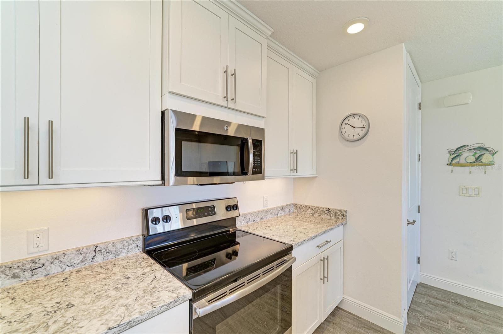Condominium at 391 ARUBA CIR #401, BRADENTON, photo 24 of 100