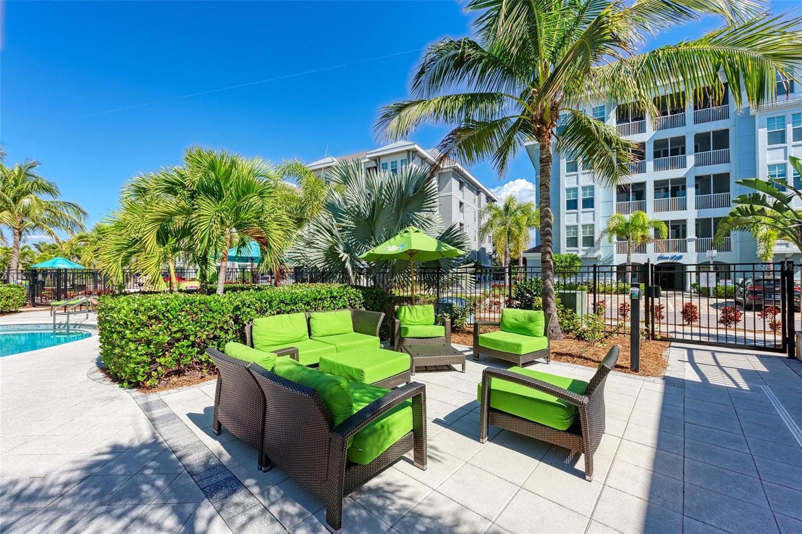 Condominium at 391 ARUBA CIR #401, BRADENTON, photo 78 of 100