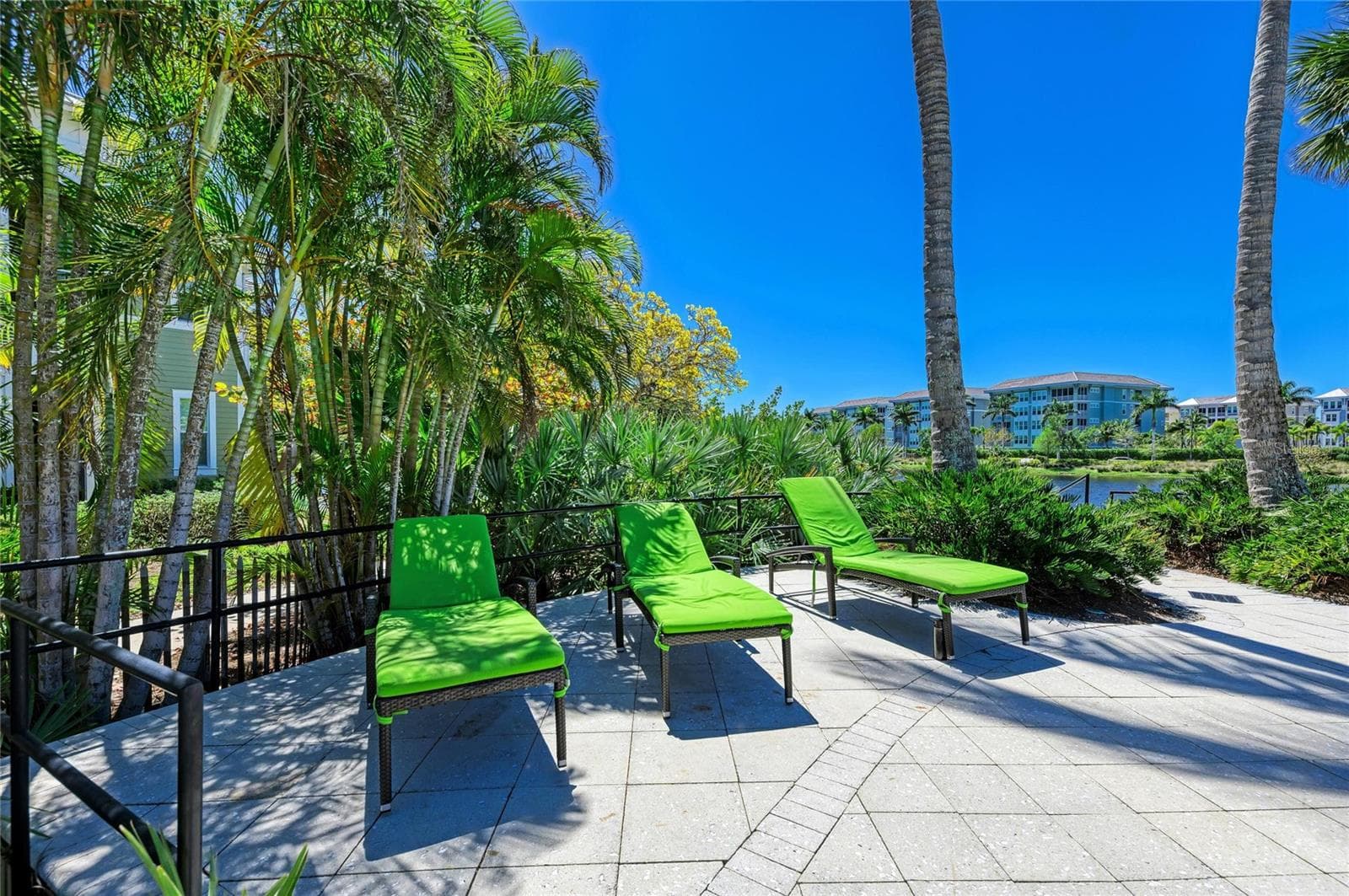 Condominium at 391 ARUBA CIR #401, BRADENTON, photo 92 of 100